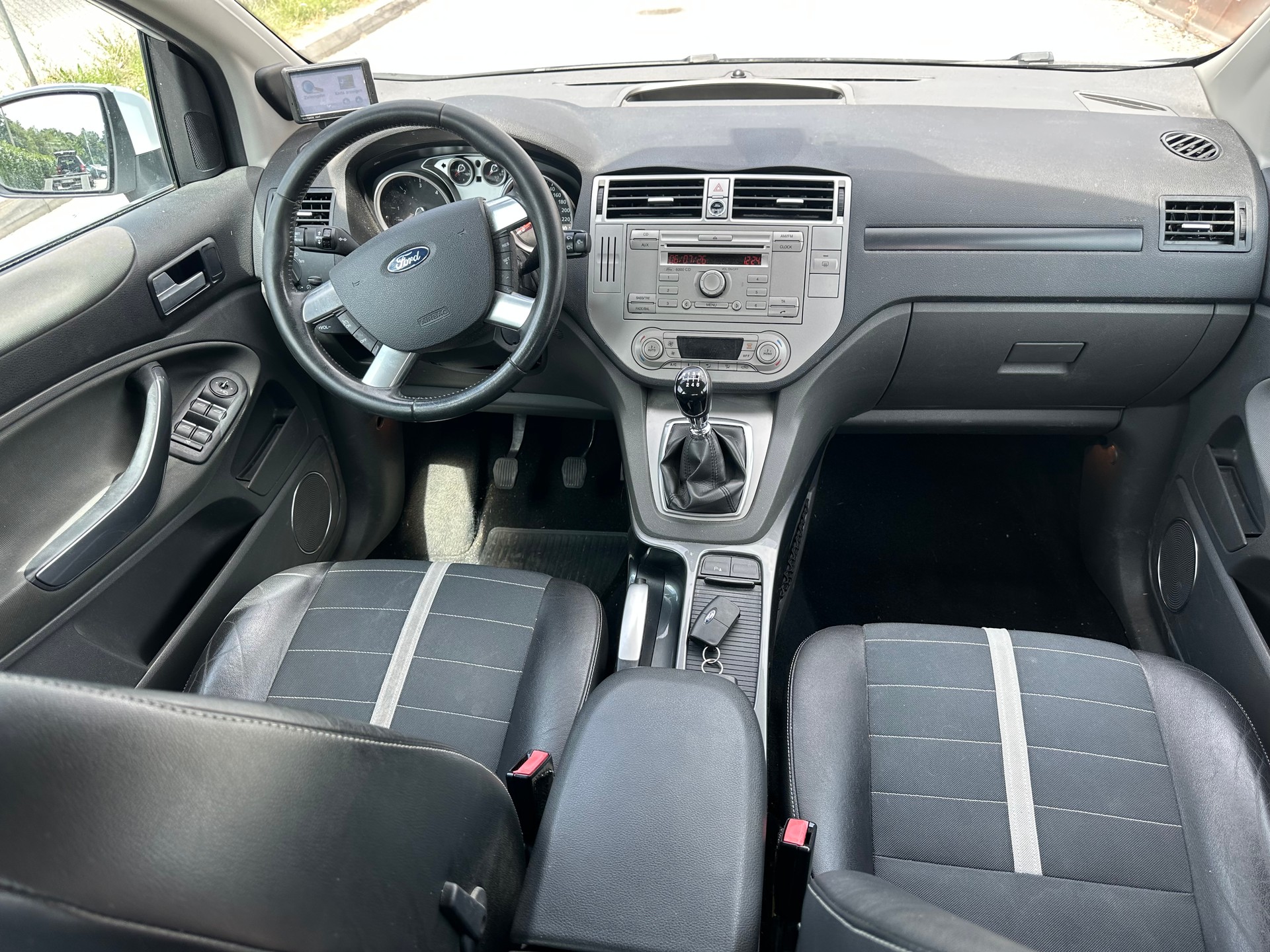 FORD Kuga 2.0 TDCi Titanium 4WD-image-6