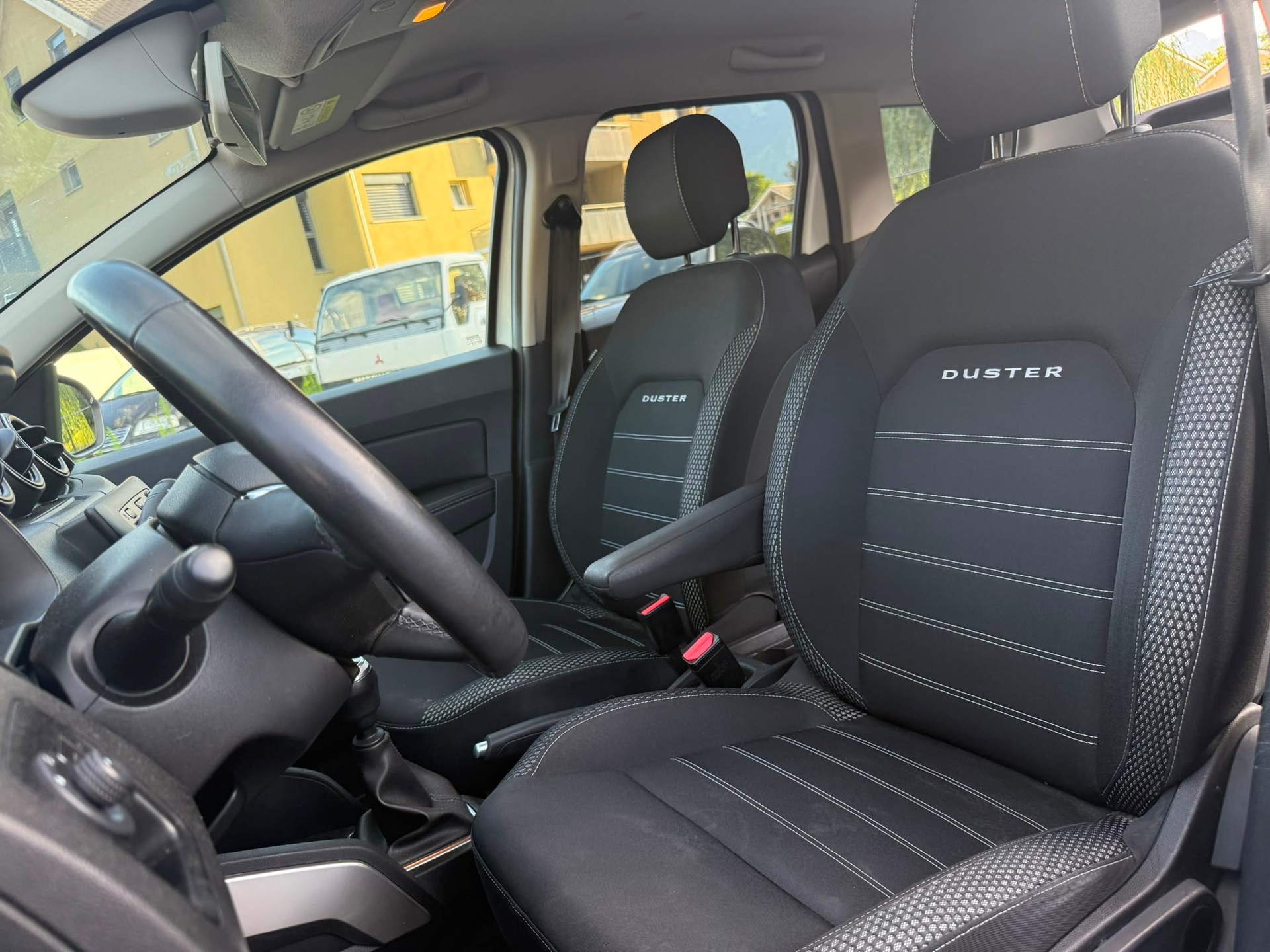 DACIA Duster dCi 110 Comfort 4x4-image-8