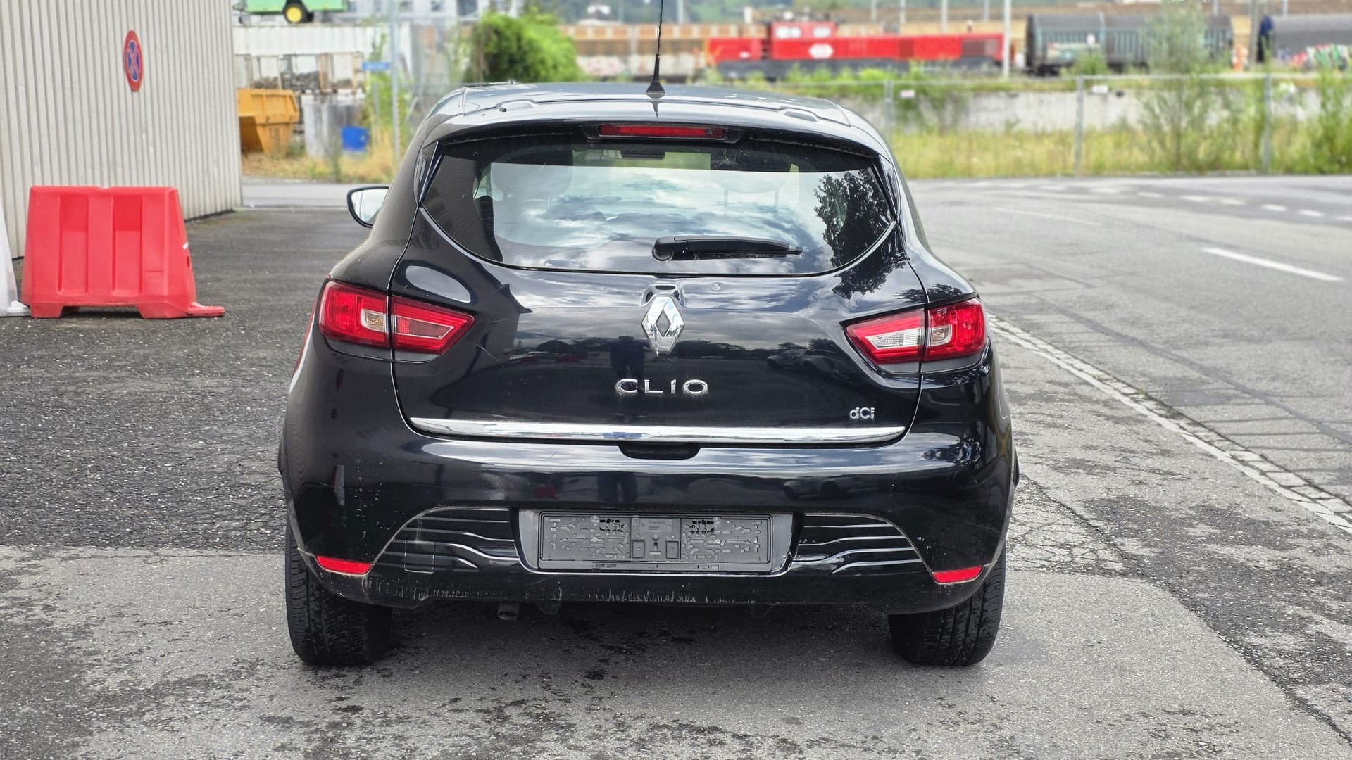 RENAULT Clio 1.5 dCi Dynamique-image-4