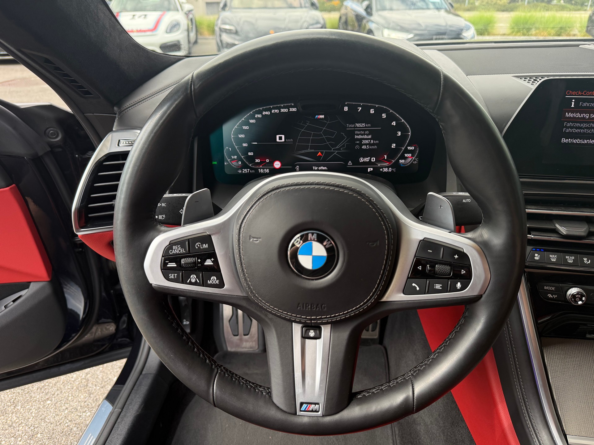 BMW M850i xDrive Steptronic-image-11