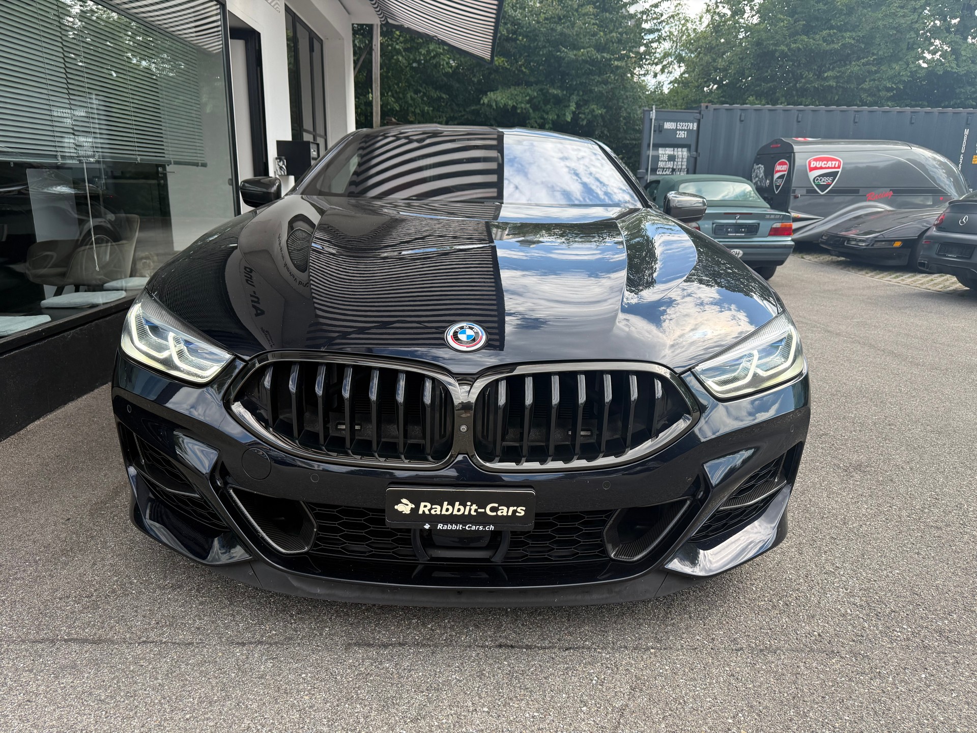 BMW M850i xDrive Steptronic-image-2