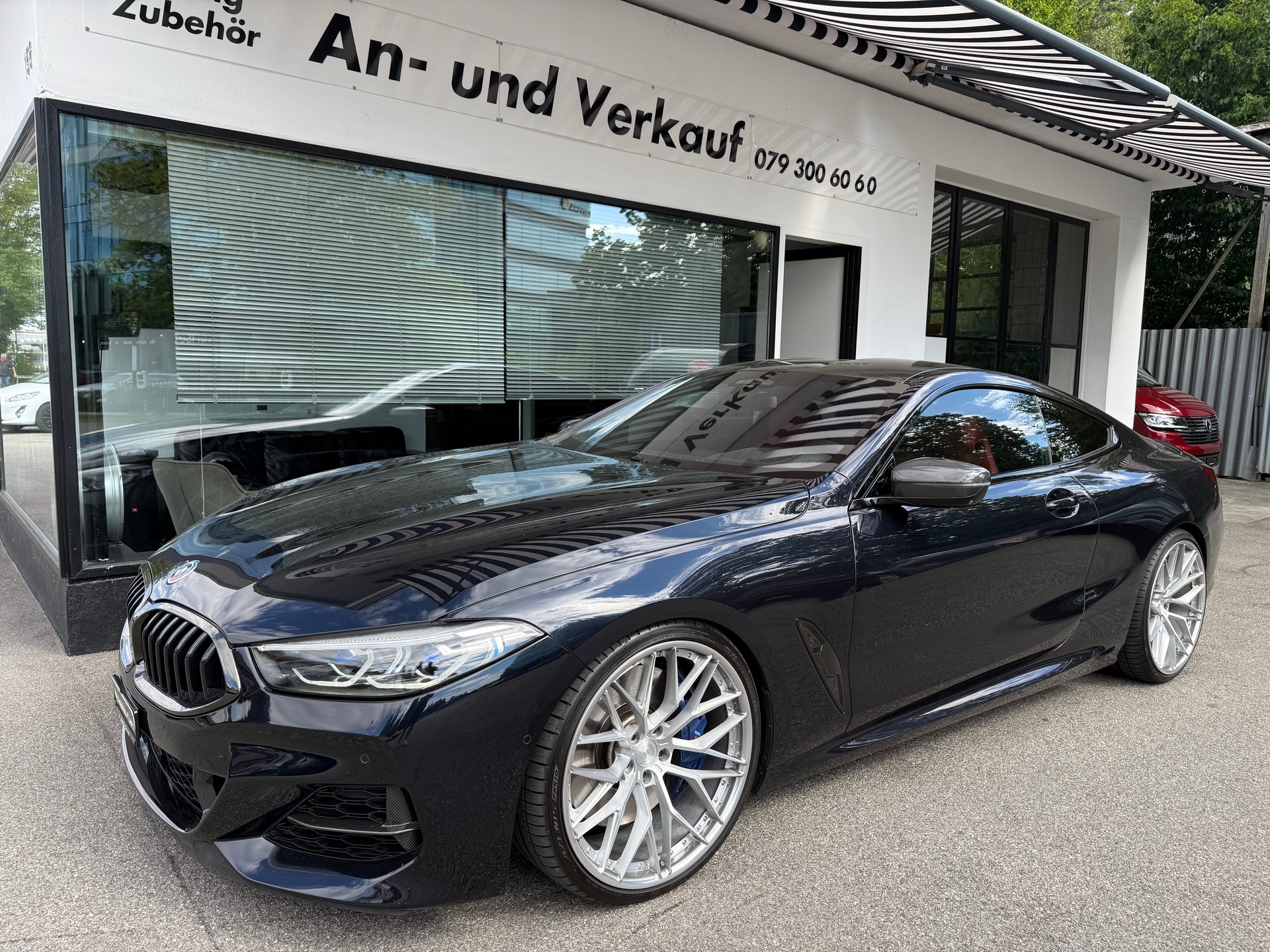 BMW M850i xDrive Steptronic-image-0