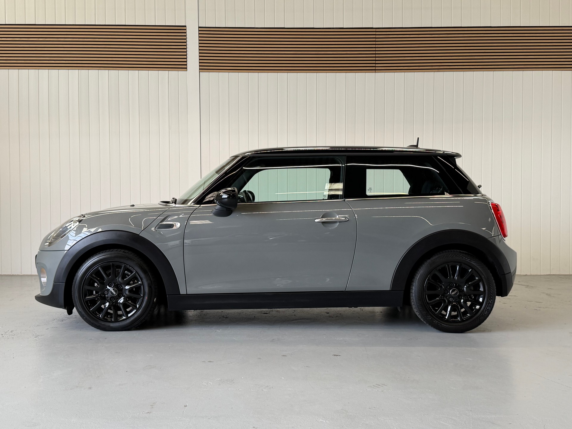 MINI Cooper Steptronic DKG-image-1