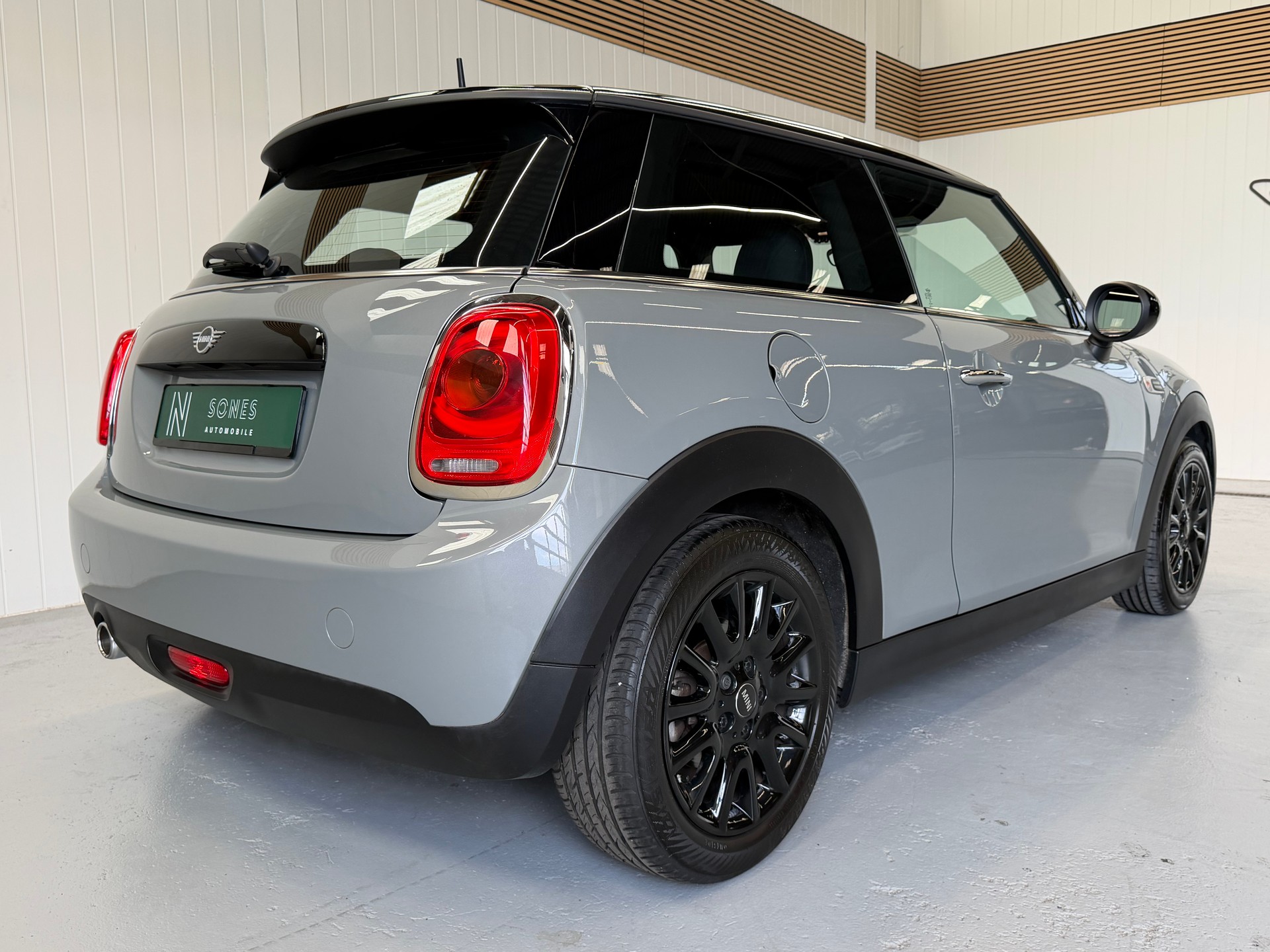 MINI Cooper Steptronic DKG-image-8
