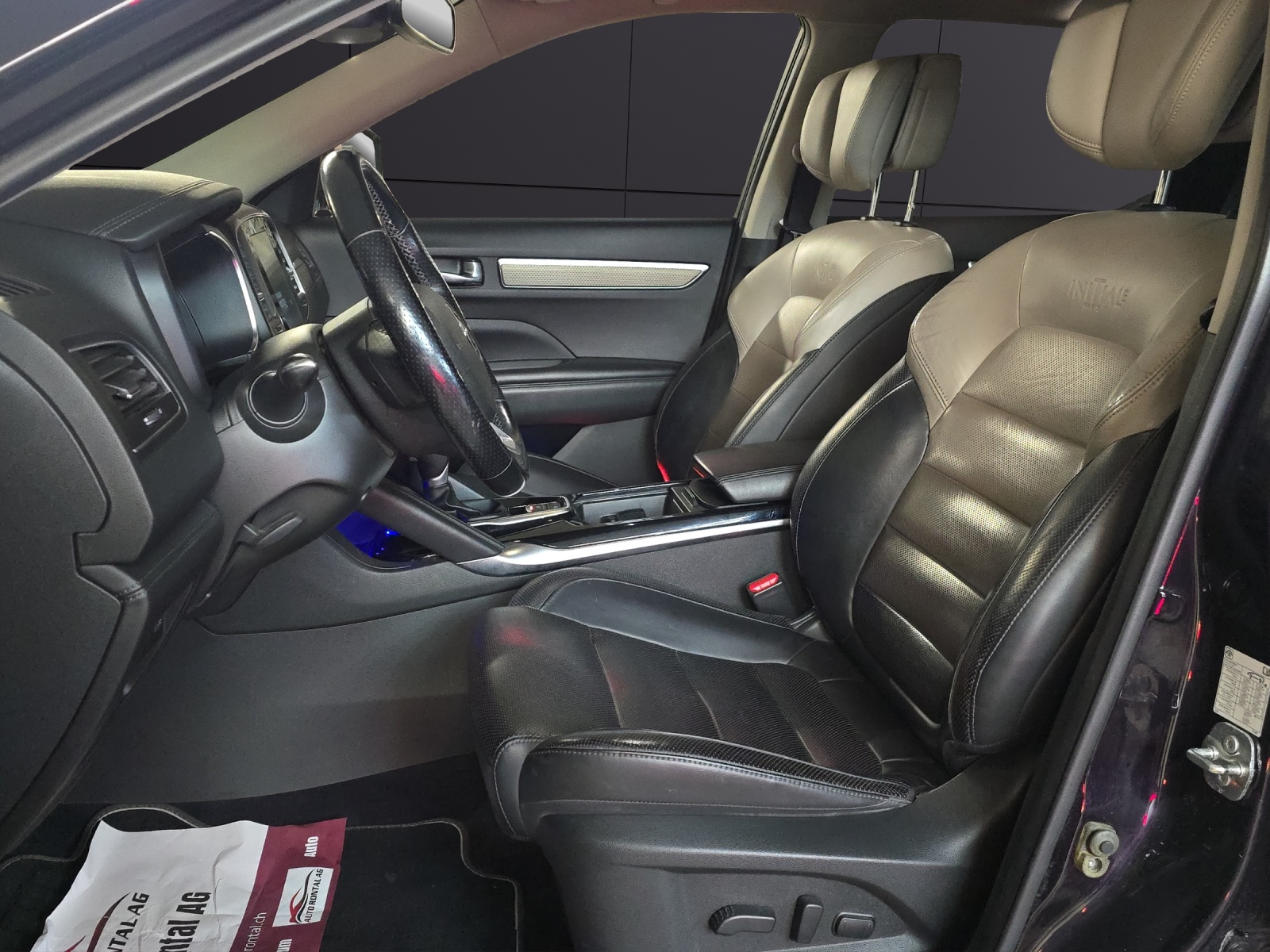 RENAULT Koleos 2.0 dCi Initiale Paris 4x4 Xtronic CVT-image-8