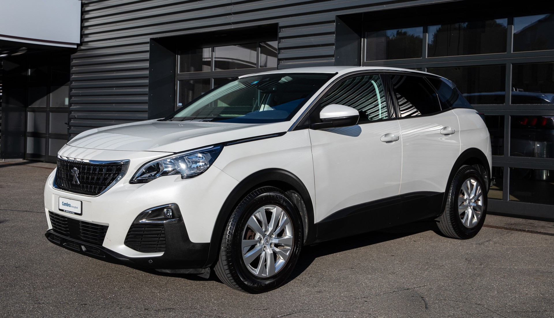 PEUGEOT 3008 1.6 BlueHDi Allure EAT-image-0