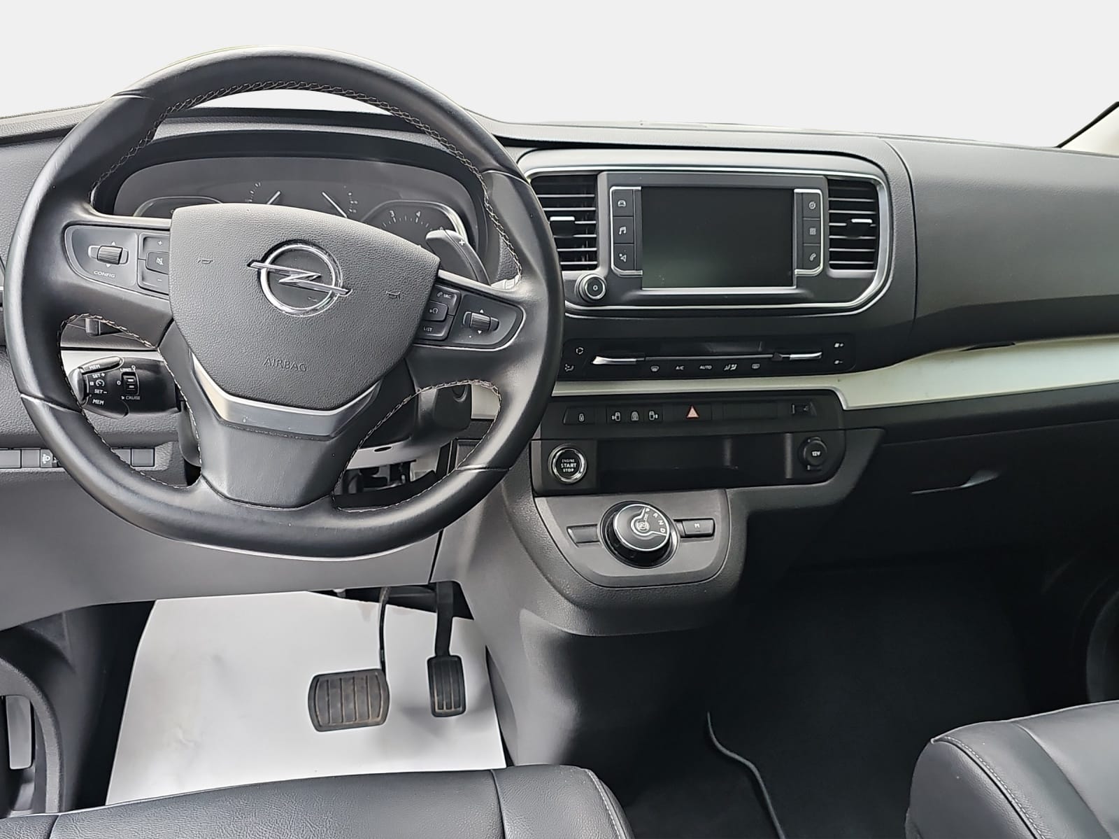 OPEL Zafira Life M 2.0D/177 Business Elegance S/S-image-10