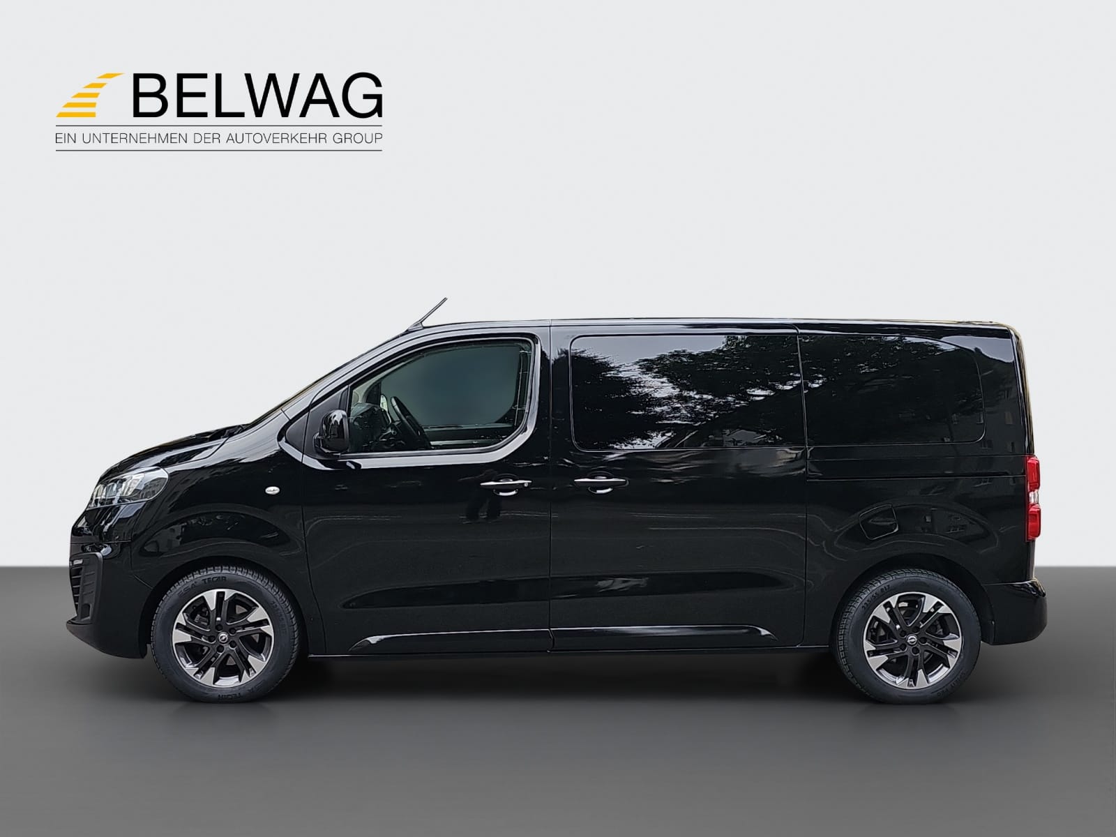 OPEL Zafira Life M 2.0D/177 Business Elegance S/S-image-2