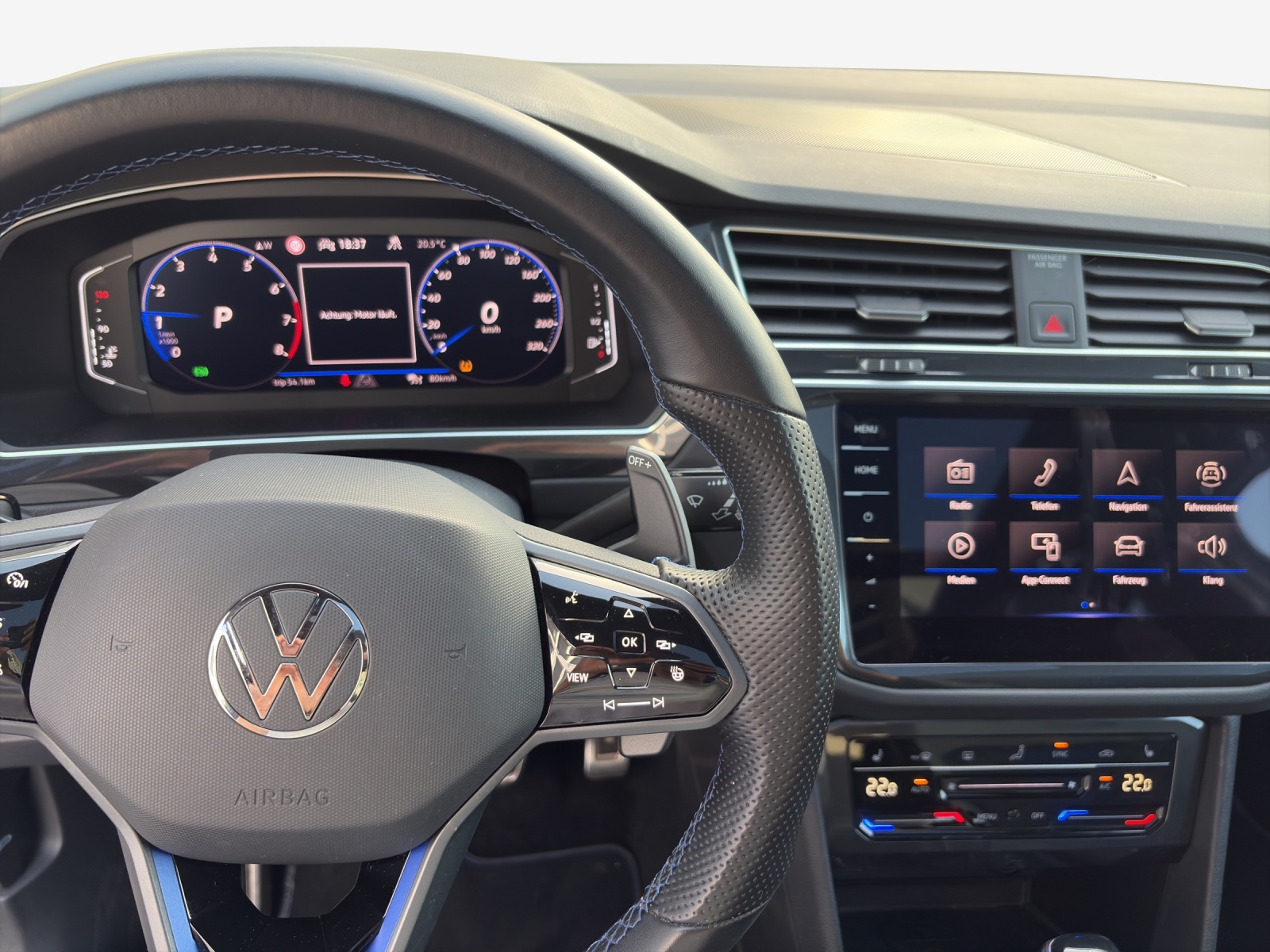 VW Tiguan 2.0TSI R 4Motion DSG-image-8