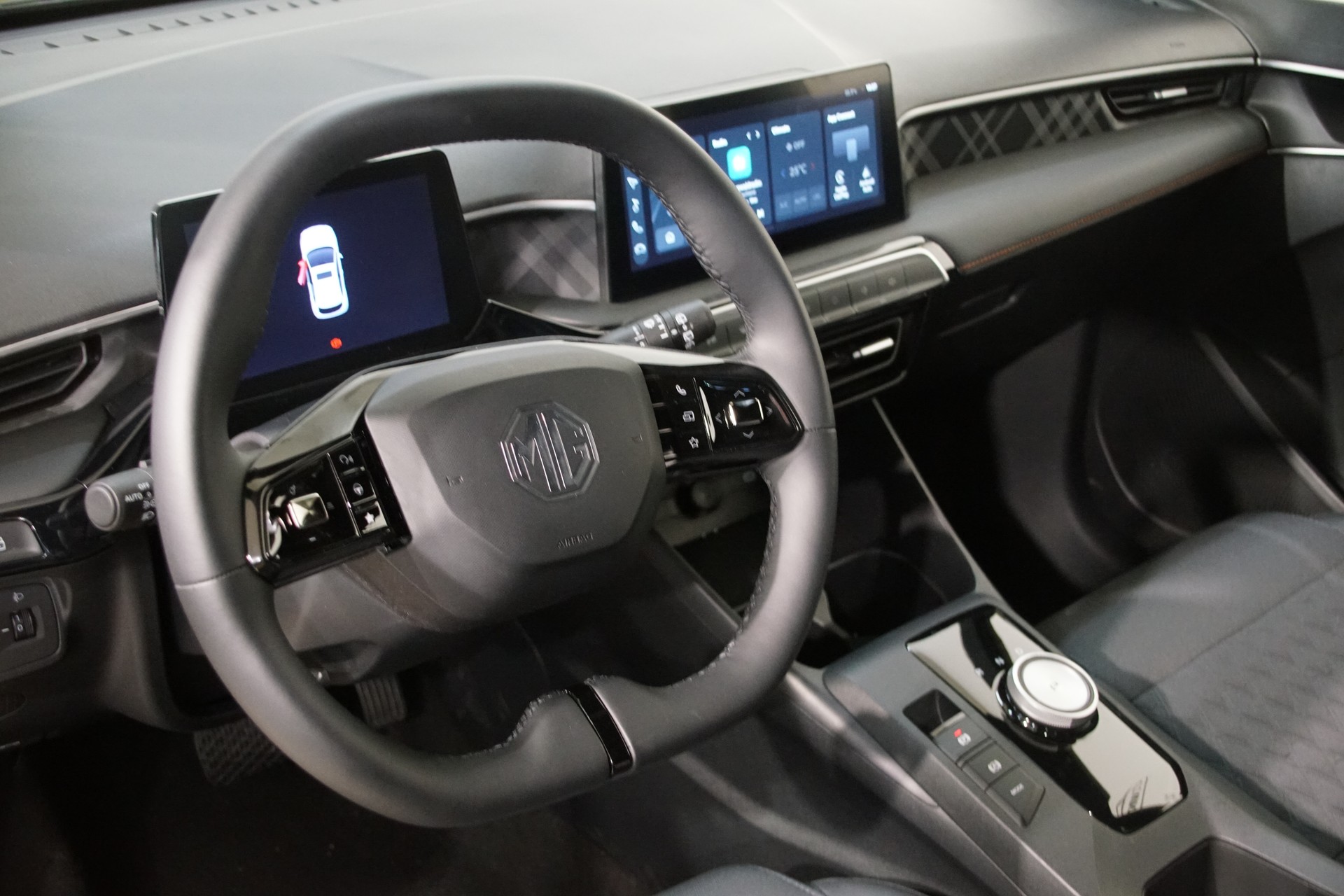 MG 3 1.5 Hybrid Luxury Aut. *swiss Edition*-image-13