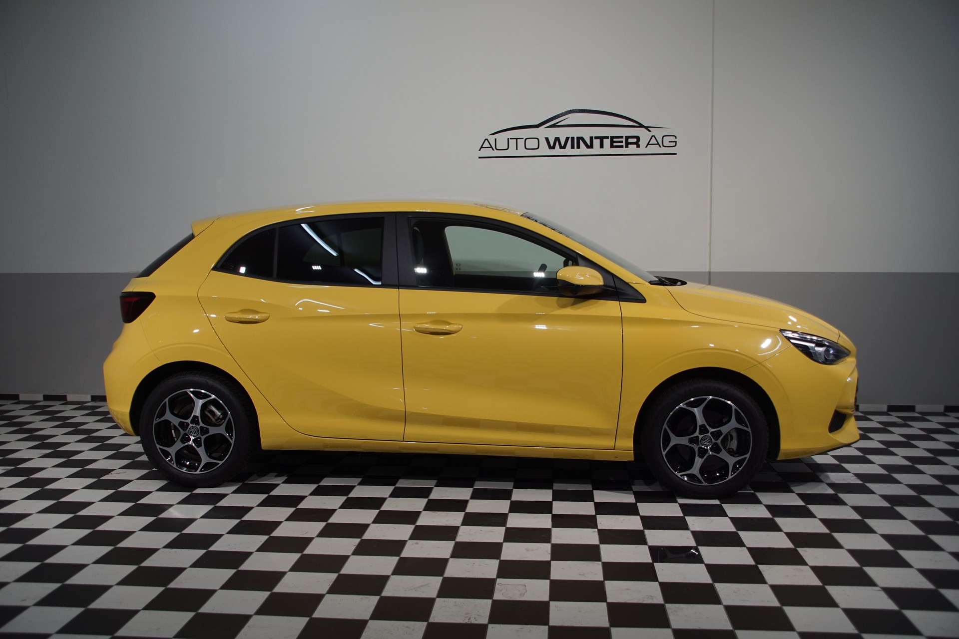 MG 3 1.5 Hybrid Luxury Aut. *swiss Edition*-image-4