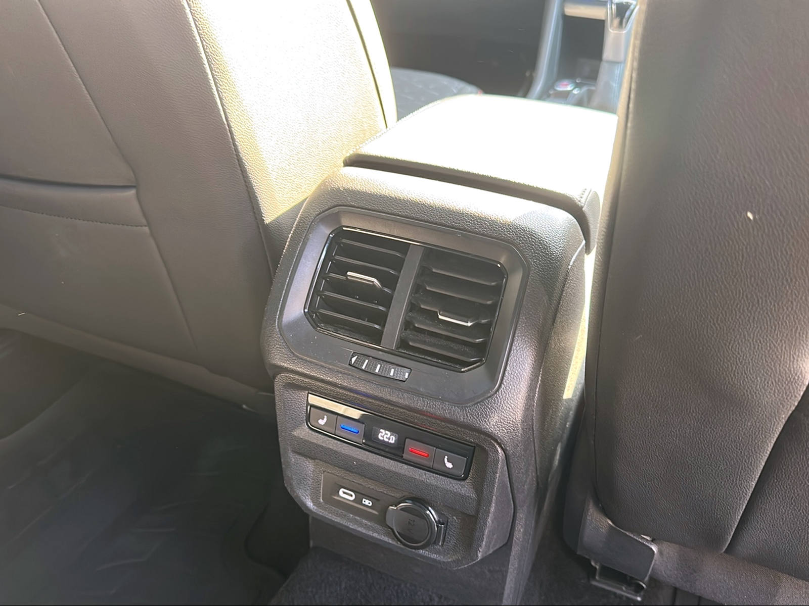 SEAT Tarraco 2.0 TSI 4Drive DSG Hola FR-image-16
