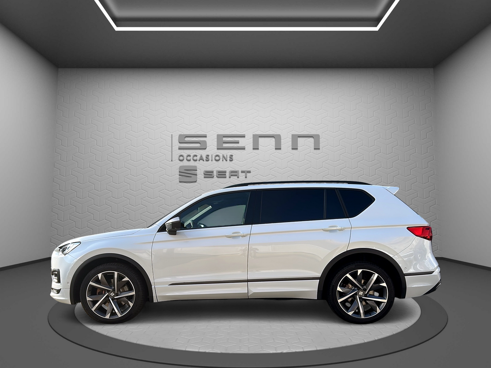 SEAT Tarraco 2.0 TSI 4Drive DSG Hola FR-showroom-element-2