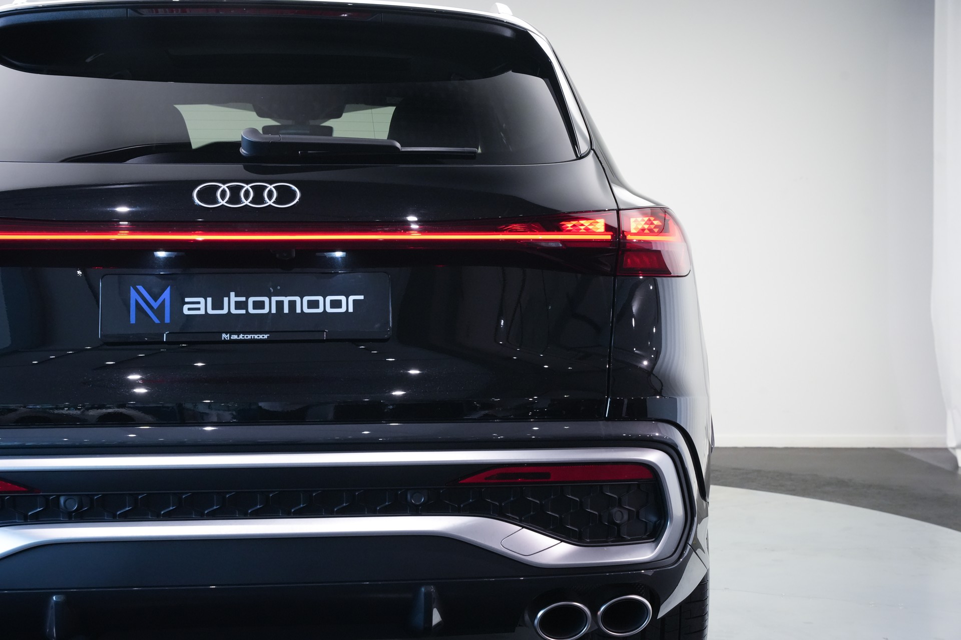 AUDI SQ5 TFSI quattro S-tronic *Luftfederung* *Panorama* *Leder* *HuD*-image-43