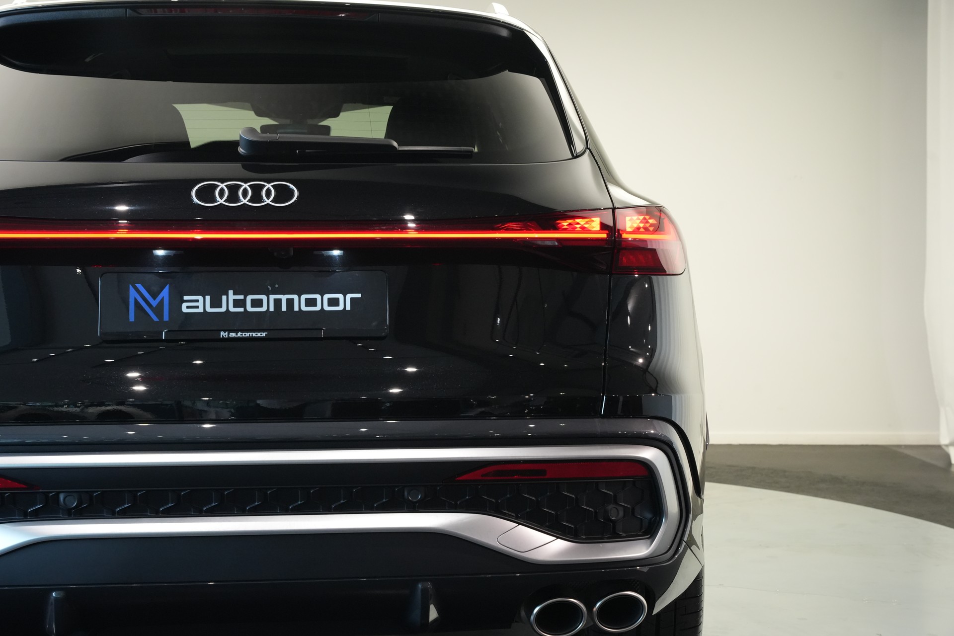 AUDI SQ5 TFSI quattro S-tronic *Luftfederung* *Panorama* *Leder* *HuD*-image-40