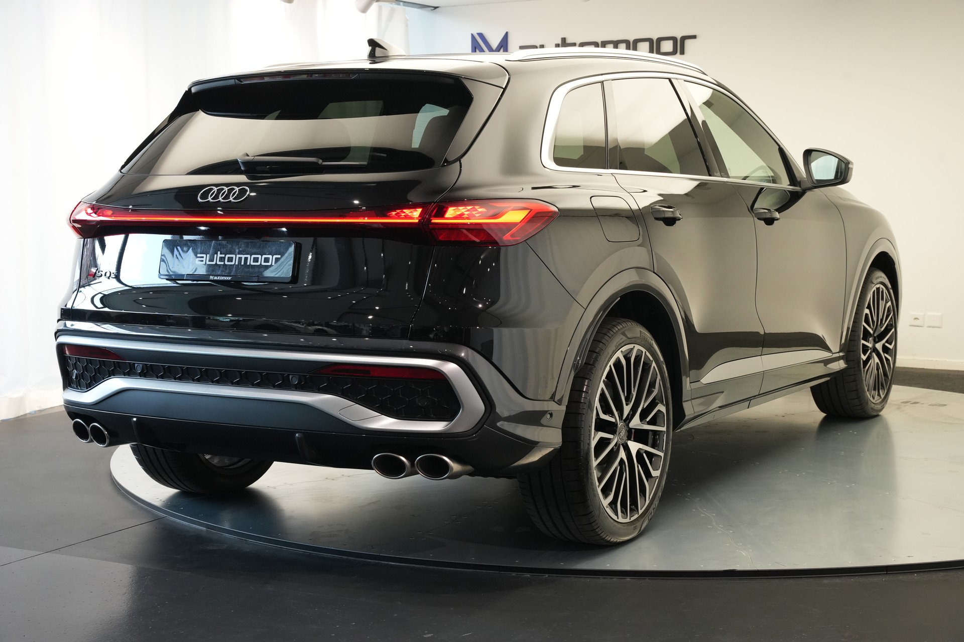 AUDI SQ5 TFSI quattro S-tronic *Luftfederung* *Panorama* *Leder* *HuD*-image-42
