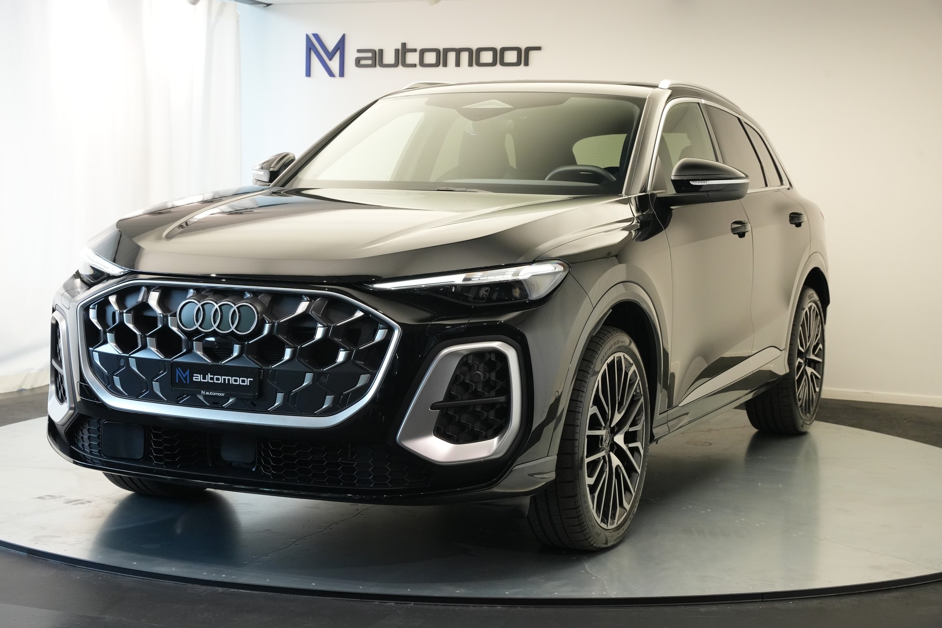 AUDI SQ5 TFSI quattro S-tronic *Luftfederung* *Panorama* *Leder* *HuD*-image-47