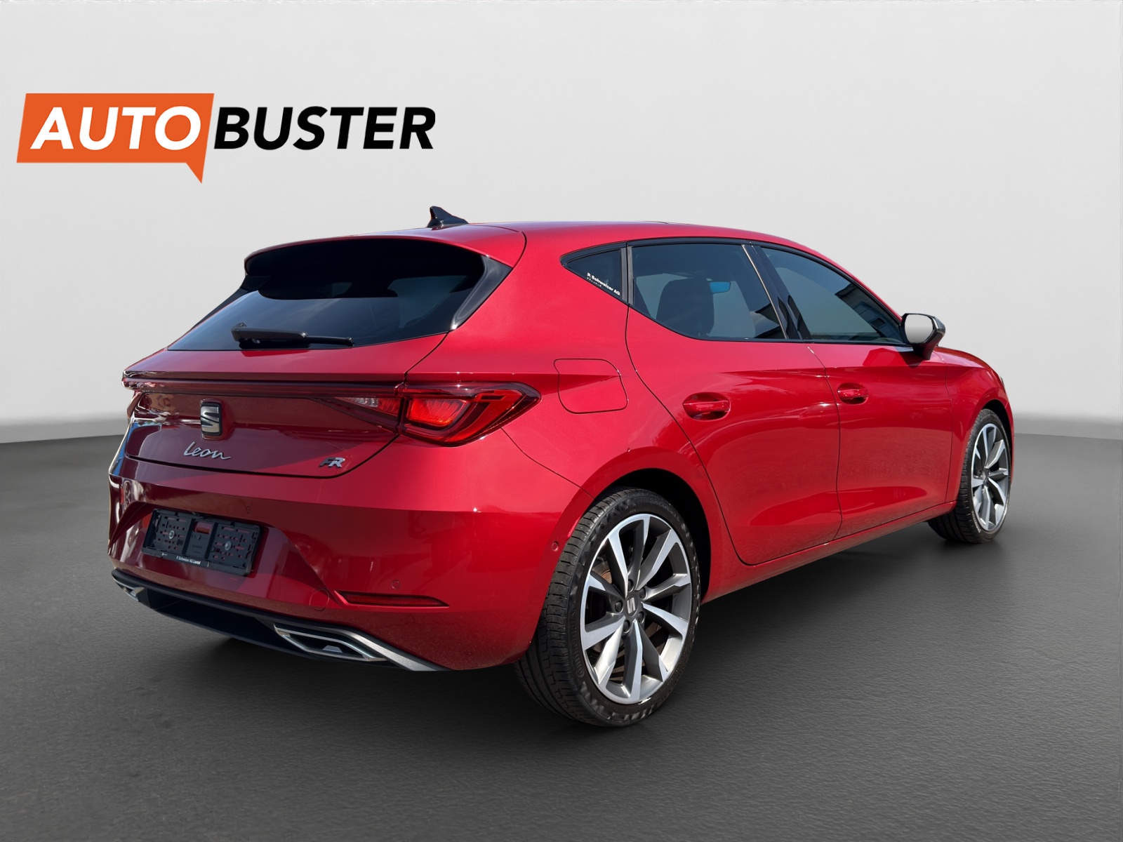 SEAT Leon 1.5 eTSI mHEV DSG FR-image-4