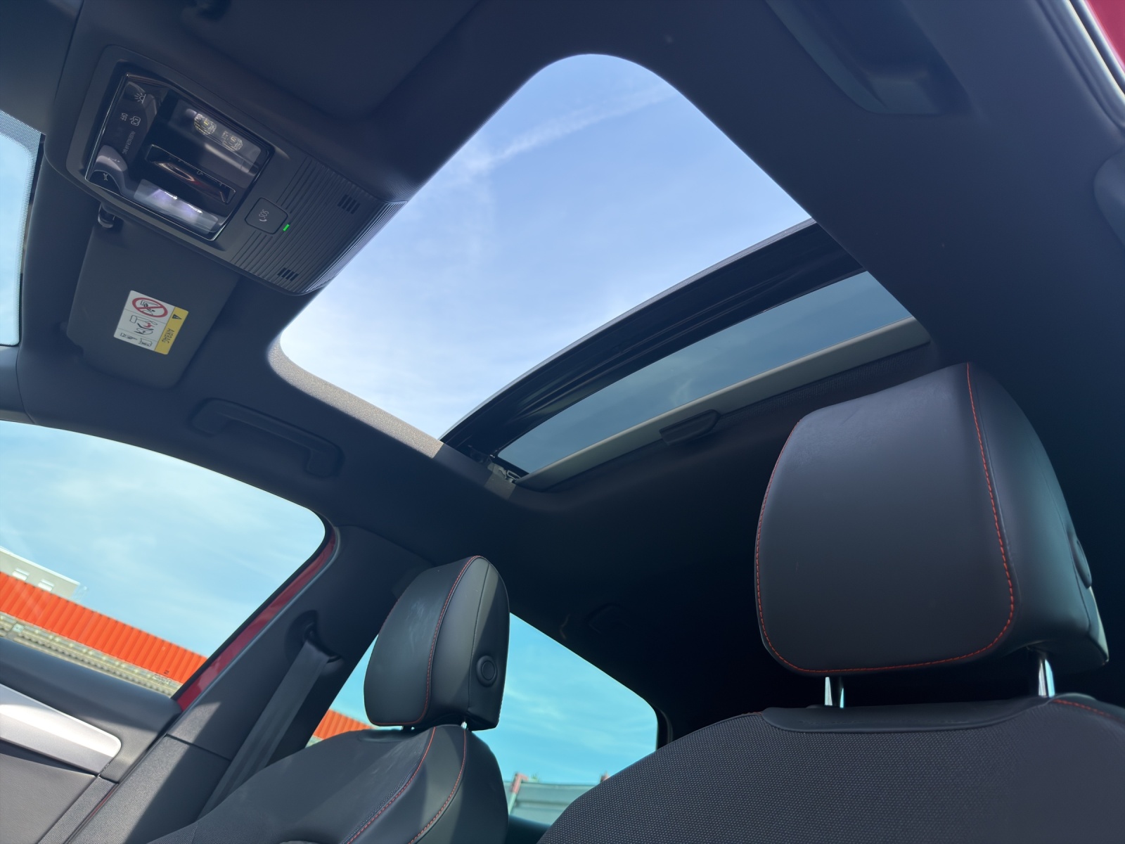 SEAT Leon 1.5 eTSI mHEV DSG FR-image-9