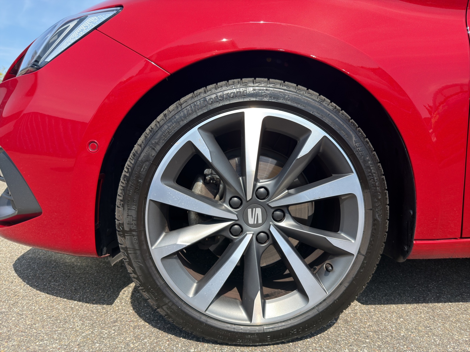 SEAT Leon 1.5 eTSI mHEV DSG FR-image-15