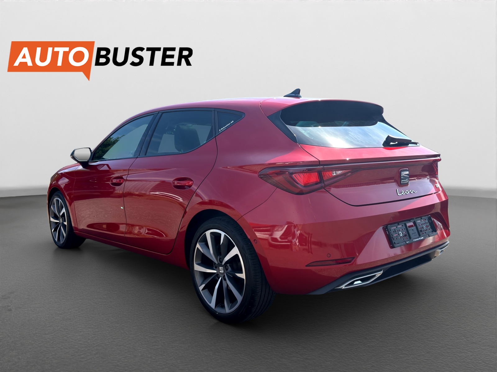 SEAT Leon 1.5 eTSI mHEV DSG FR-showroom-element-2