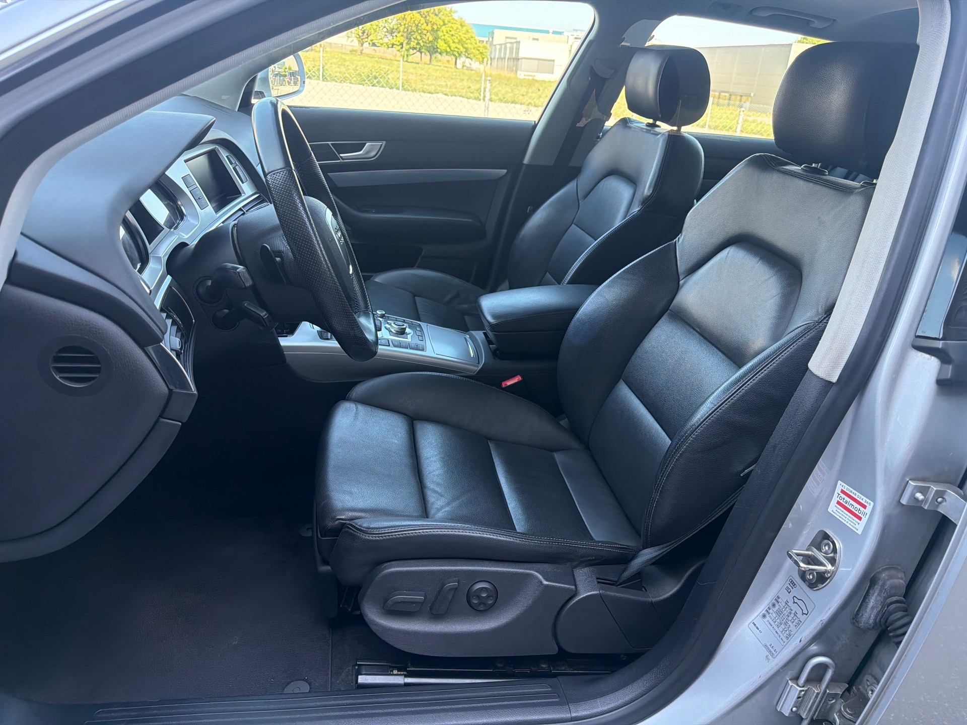 AUDI A6 allroad 3.0 TDI quattro tiptronic ** Voll-Leder ** Navigation ** Xenon ** PDC V&H- RF-Kamera ** B5b-image-6