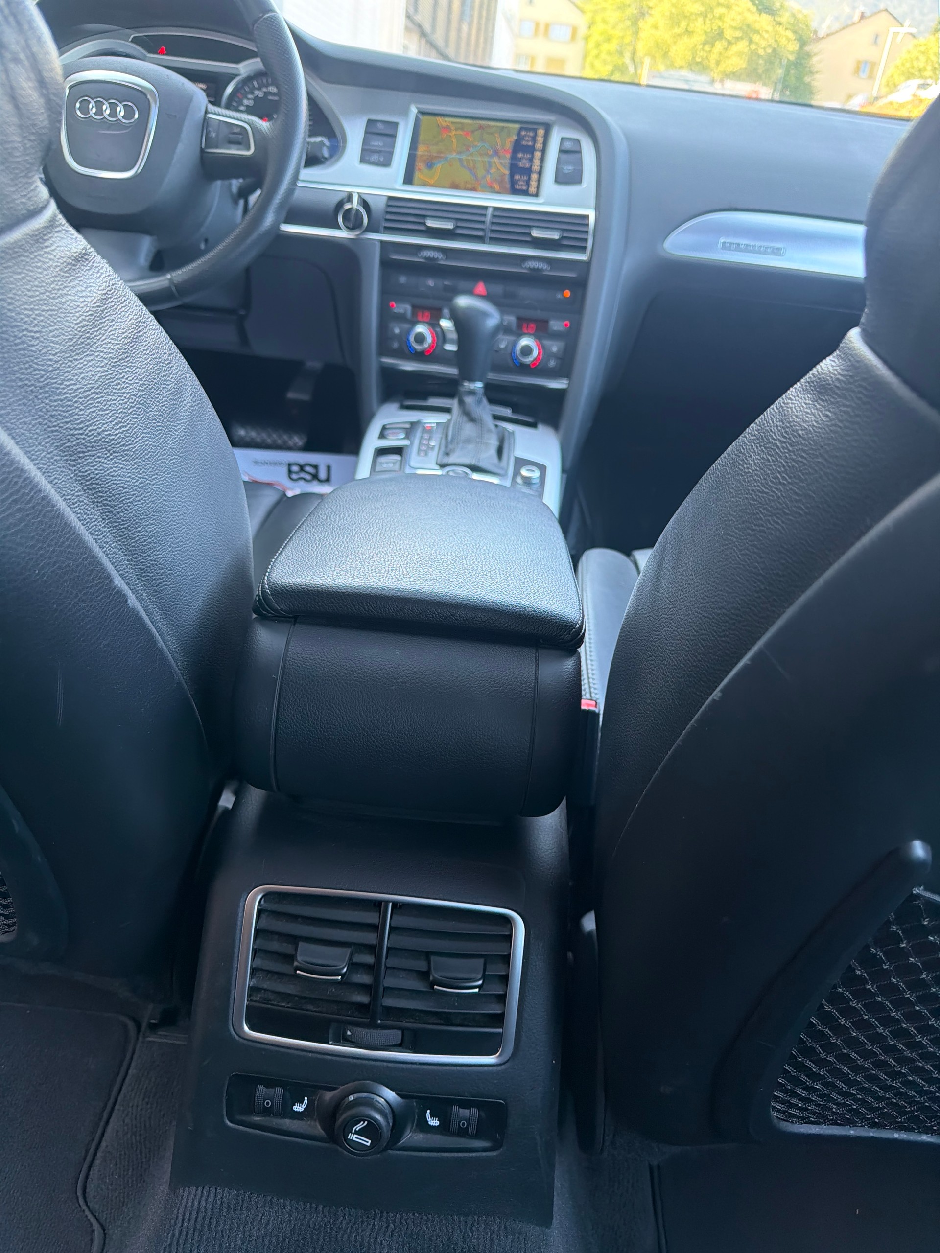 AUDI A6 allroad 3.0 TDI quattro tiptronic ** Voll-Leder ** Navigation ** Xenon ** PDC V&H- RF-Kamera ** B5b-image-10