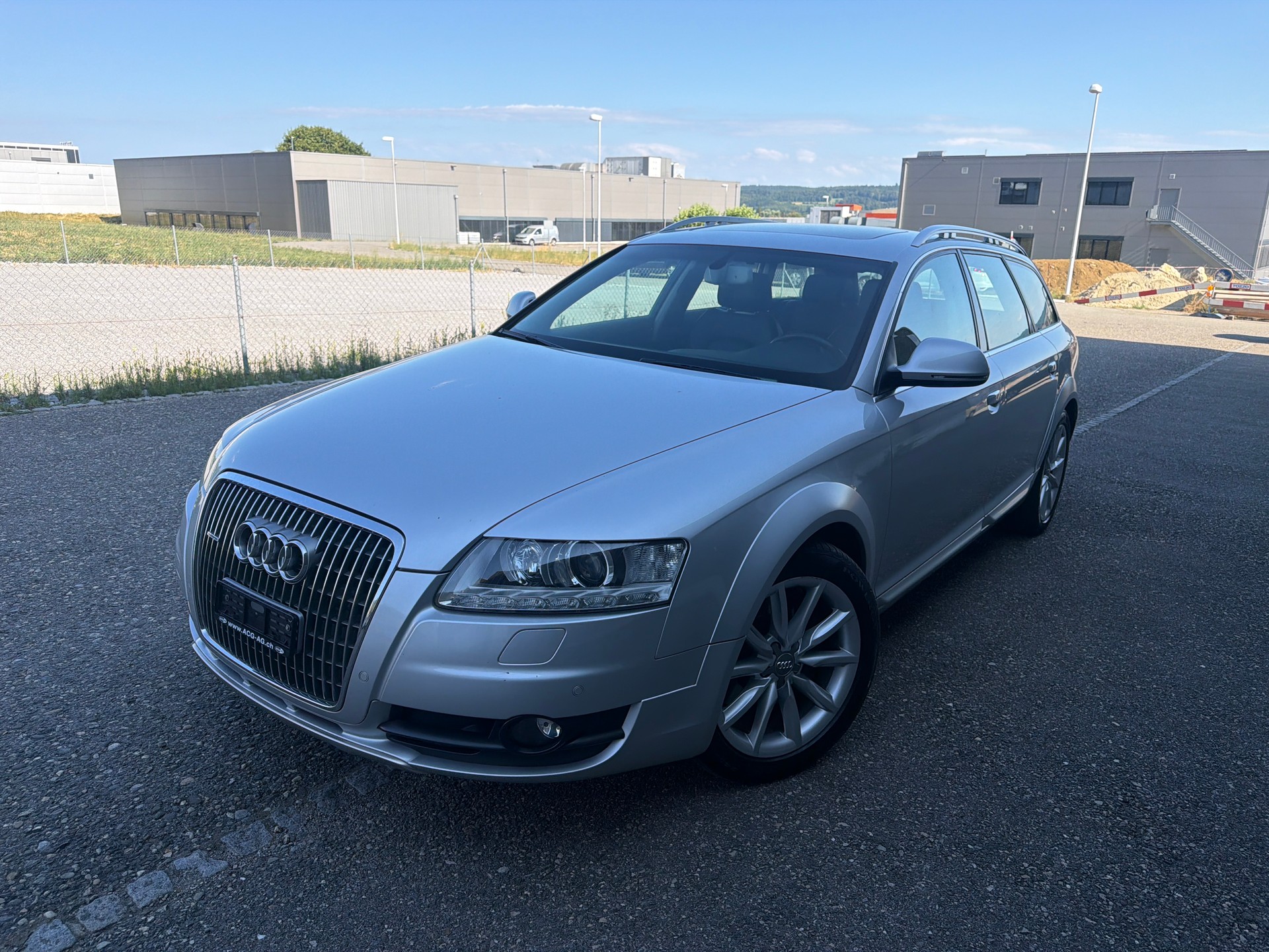 AUDI A6 allroad 3.0 TDI quattro tiptronic ** Voll-Leder ** Navigation ** Xenon ** PDC V&H- RF-Kamera ** B5b-image-0