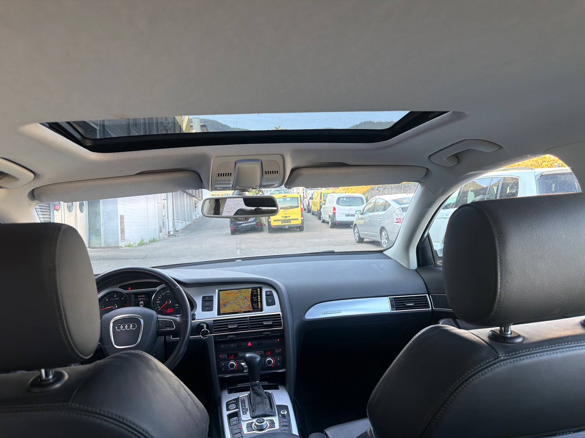 AUDI A6 allroad 3.0 TDI quattro tiptronic ** Voll-Leder ** Navigation ** Xenon ** PDC V&H- RF-Kamera ** B5b-image-9