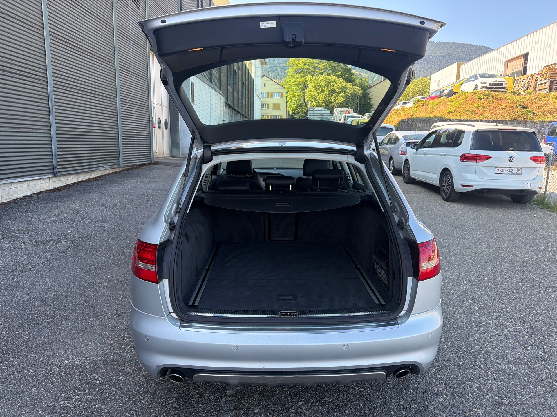 AUDI A6 allroad 3.0 TDI quattro tiptronic ** Voll-Leder ** Navigation ** Xenon ** PDC V&H- RF-Kamera ** B5b-image-14