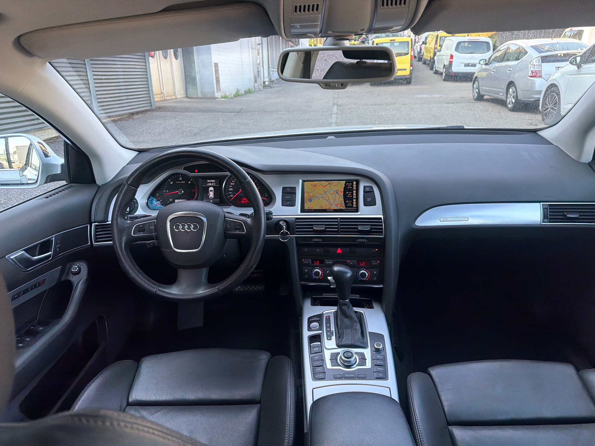 AUDI A6 allroad 3.0 TDI quattro tiptronic ** Voll-Leder ** Navigation ** Xenon ** PDC V&H- RF-Kamera ** B5b-image-2