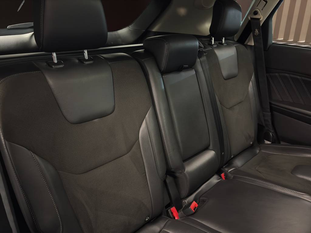 FORD Edge 2.0 TDCi ST-Line 4WD PowerShift-image-7