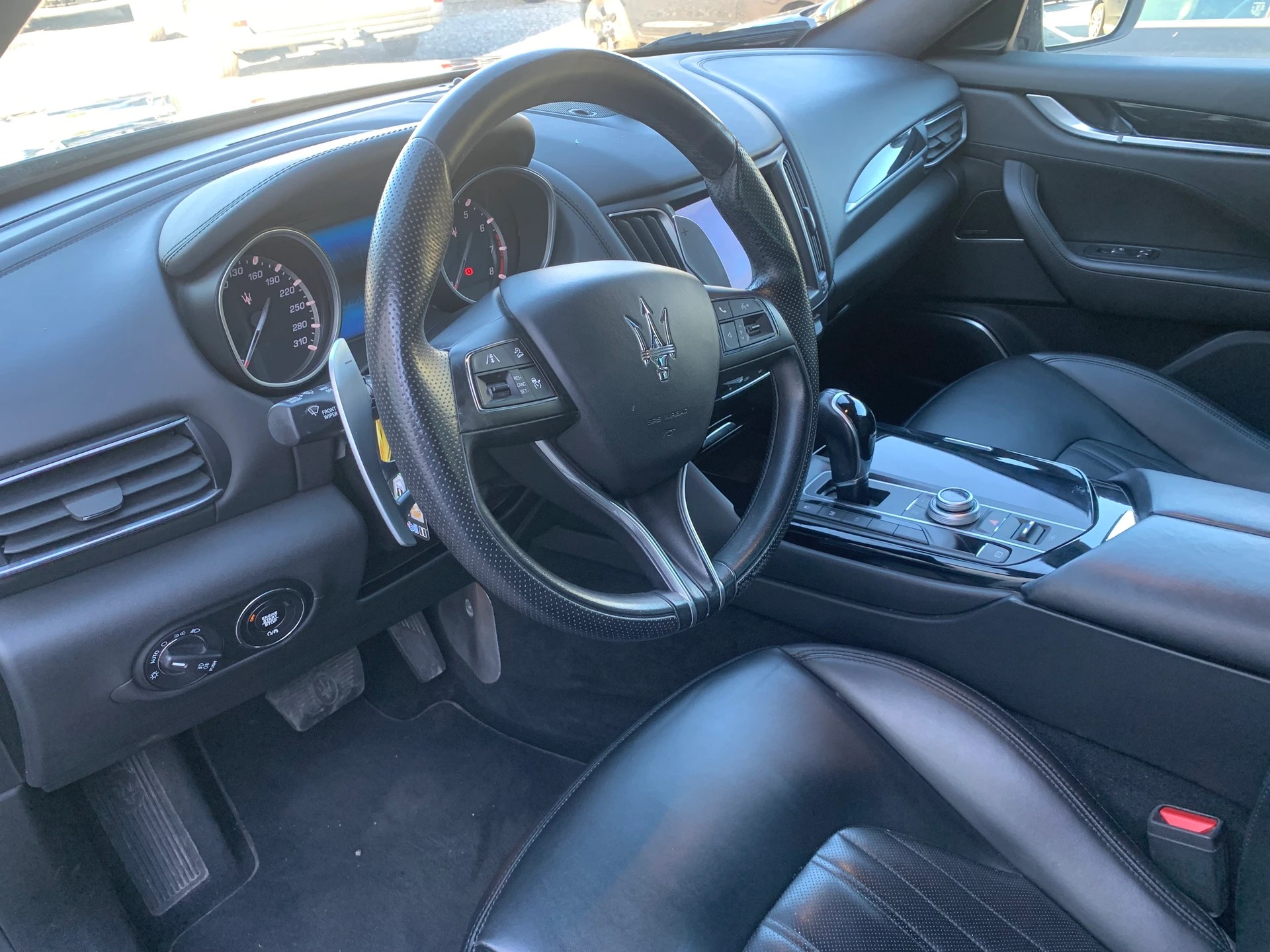 MASERATI Levante S 3.0 V6 Automatica-image-13