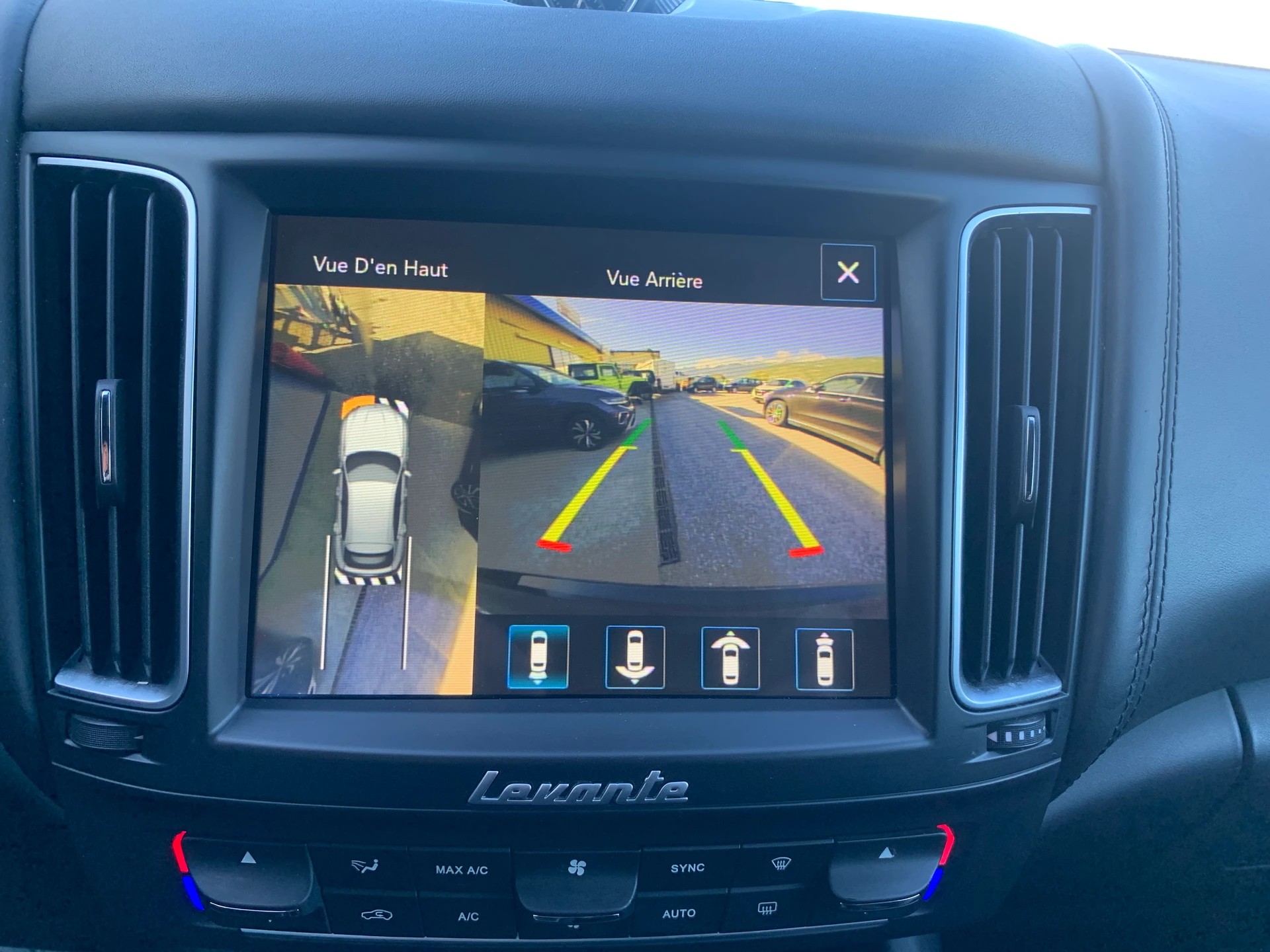 MASERATI Levante S 3.0 V6 Automatica-image-17