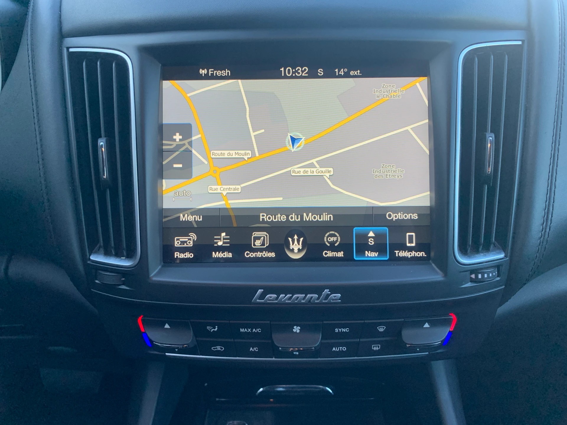 MASERATI Levante S 3.0 V6 Automatica-image-16