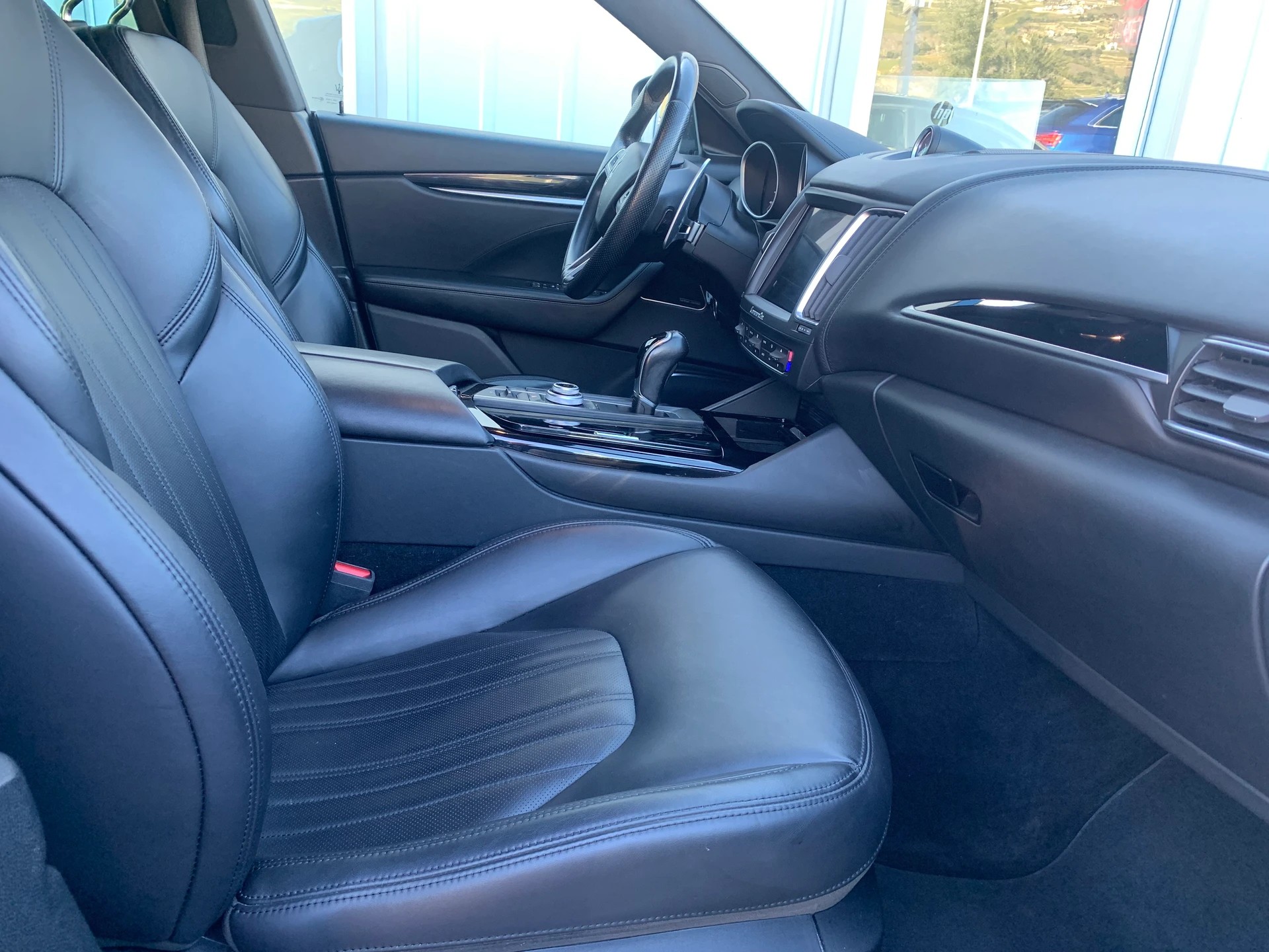 MASERATI Levante S 3.0 V6 Automatica-image-11