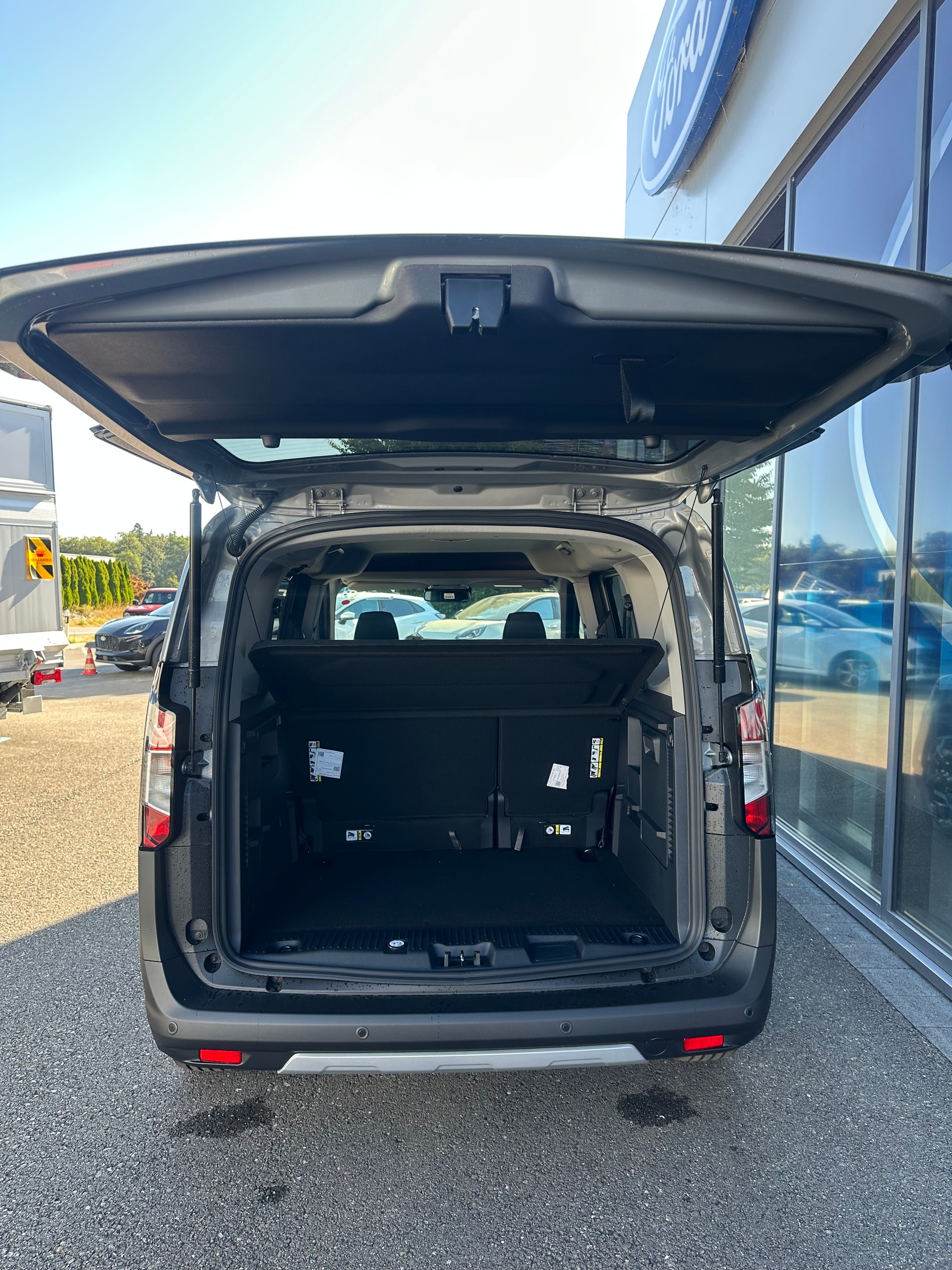 FORD TOURNEO COURIERier 1.0 EcoBoost A Active/125CV/Aut.-image-6