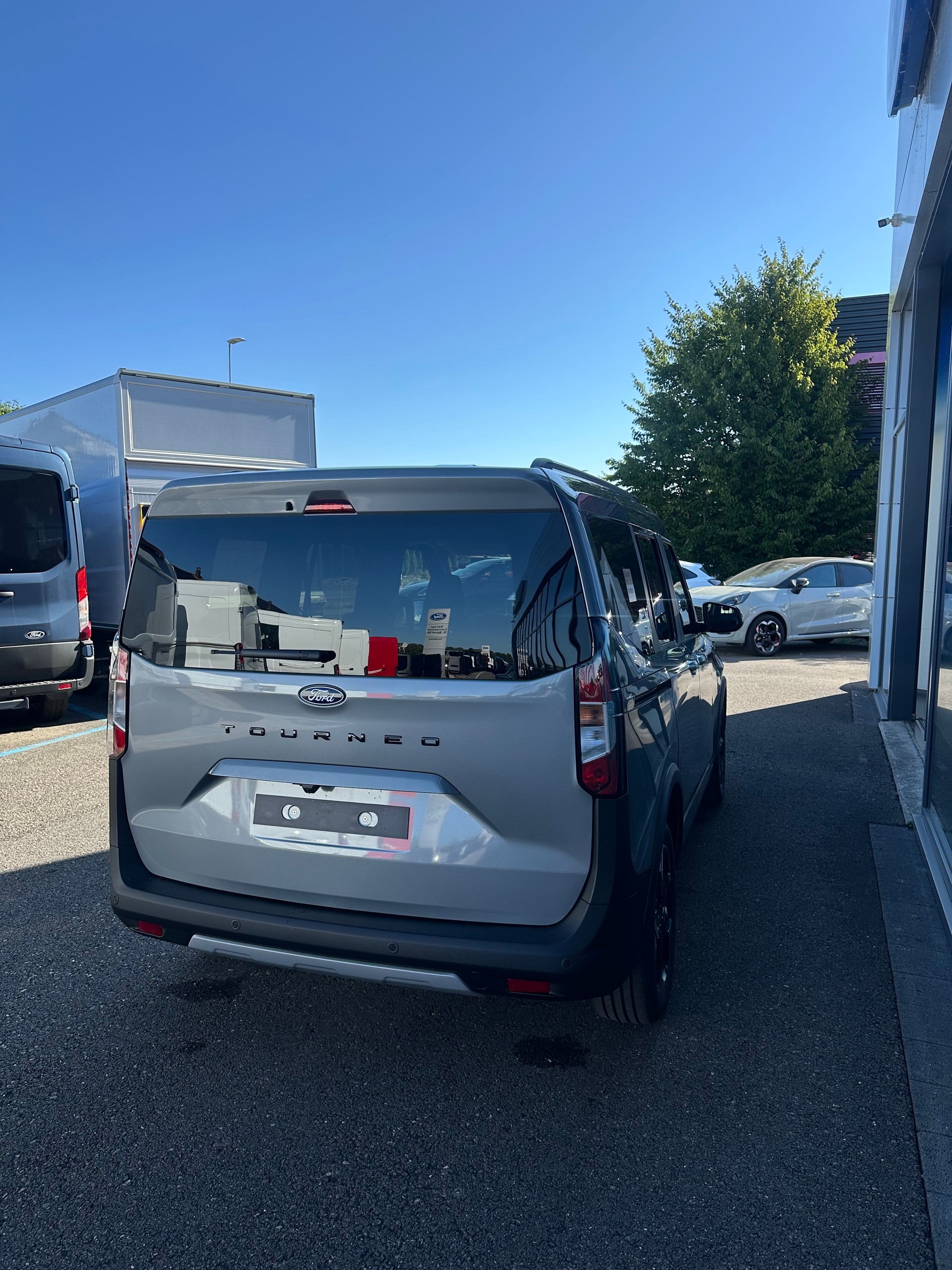 FORD TOURNEO COURIERier 1.0 EcoBoost A Active/125CV/Aut.-image-5