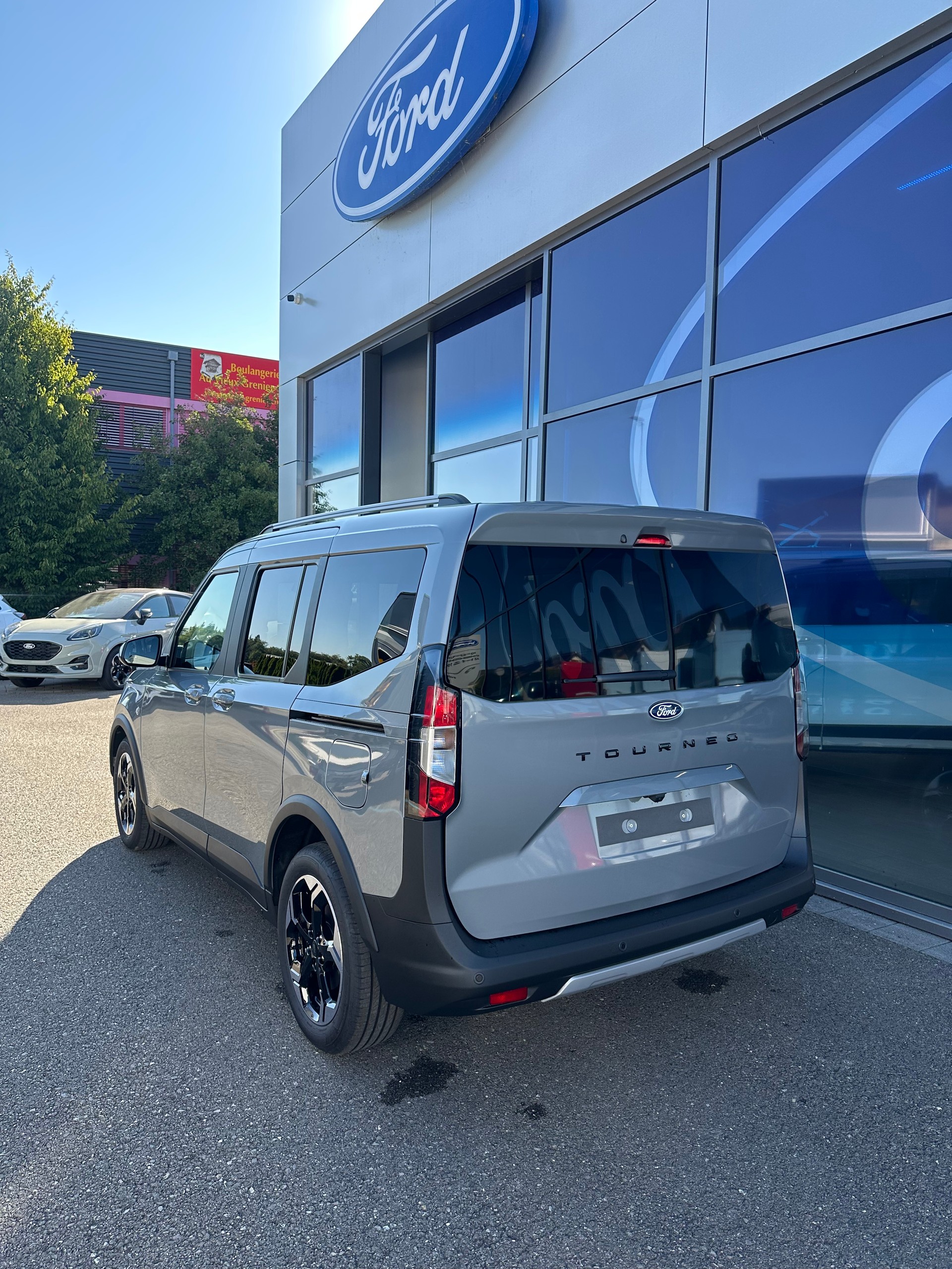 FORD TOURNEO COURIERier 1.0 EcoBoost A Active/125CV/Aut.-image-3