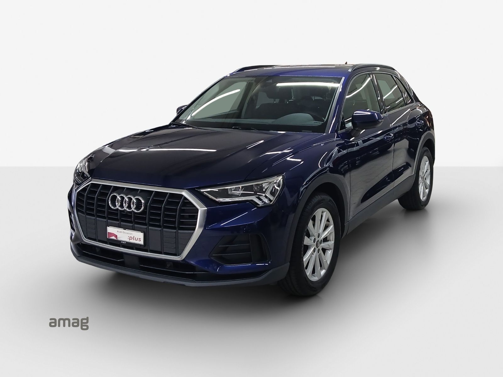 AUDI Q3 35 TFSI Attraction S-tronic-image-0