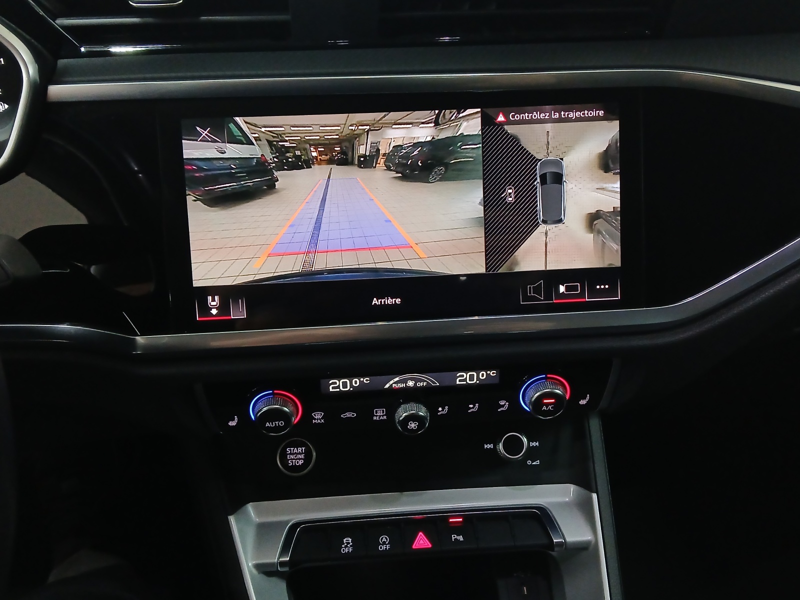 AUDI Q3 35 TFSI Attraction S-tronic-image-14