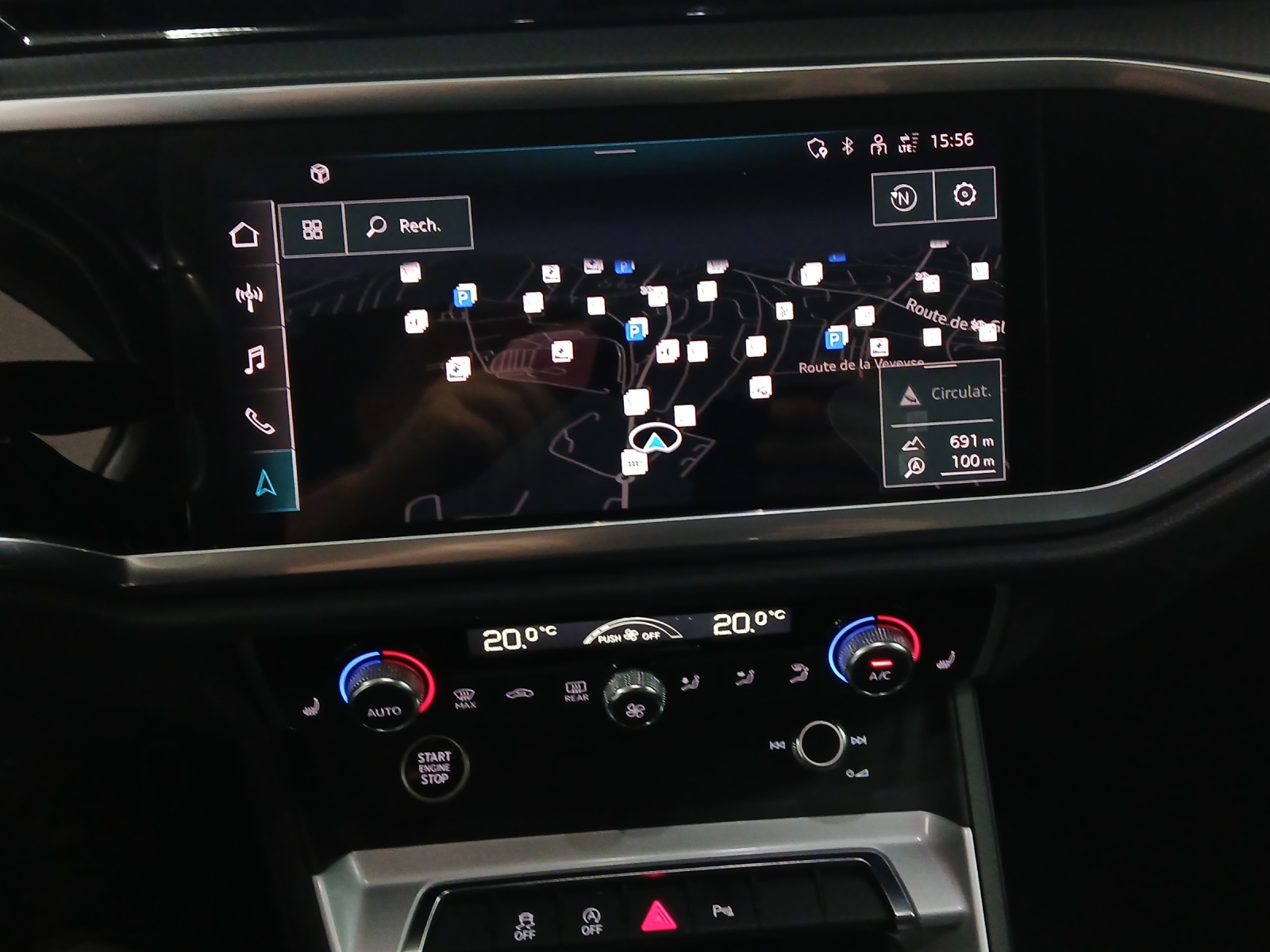 AUDI Q3 35 TFSI Attraction S-tronic-image-13