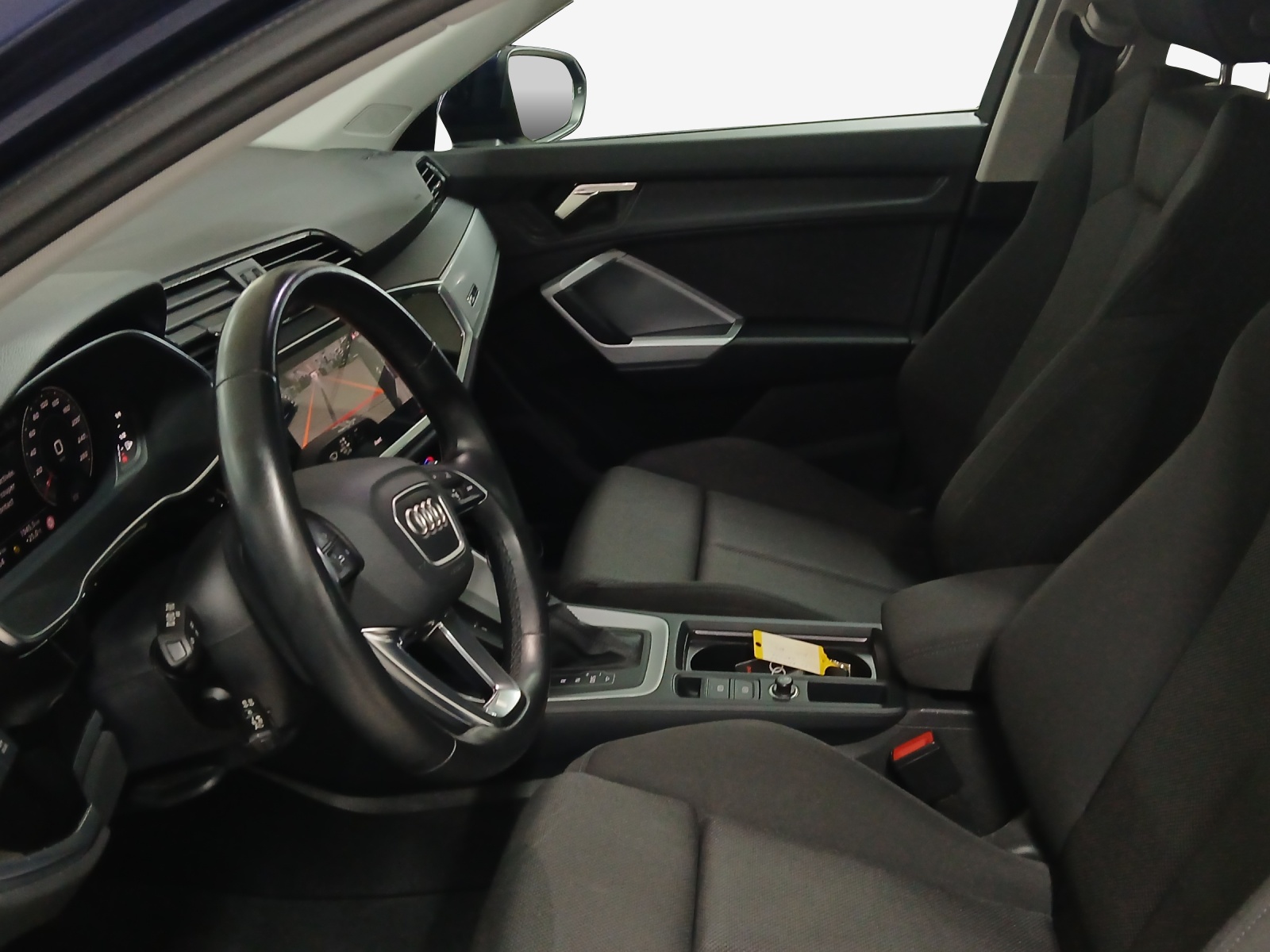 AUDI Q3 35 TFSI Attraction S-tronic-image-7