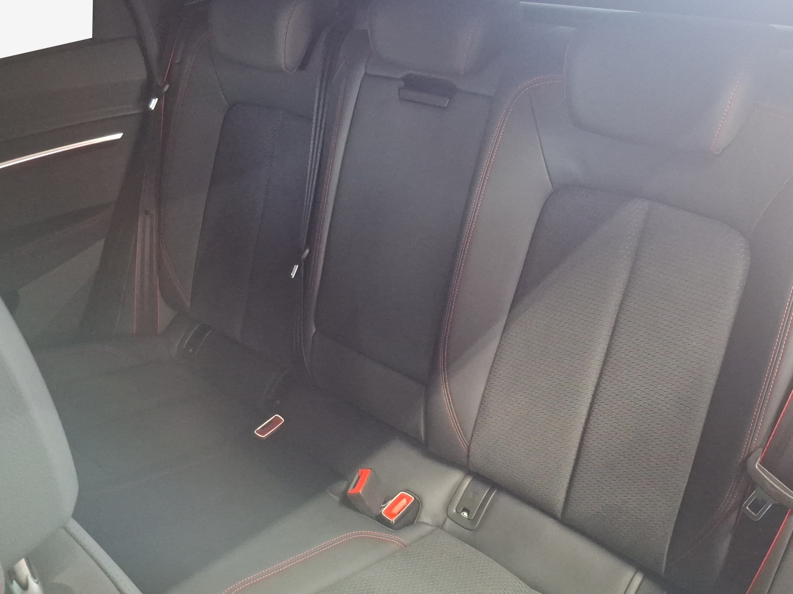 AUDI Q8 55 e-tron Black Edition quattro-image-11