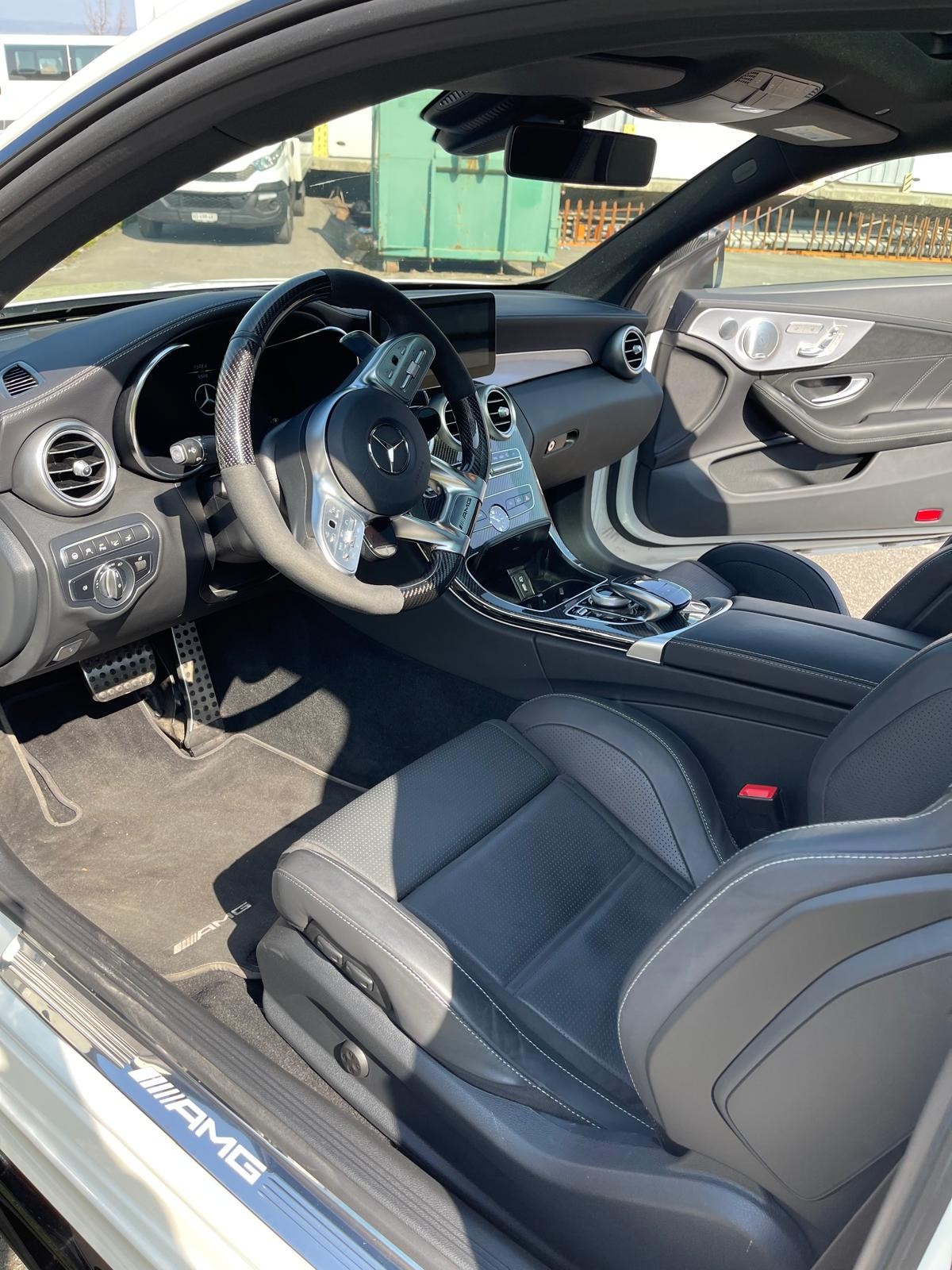 MERCEDES-BENZ C 63 S AMG-image-10