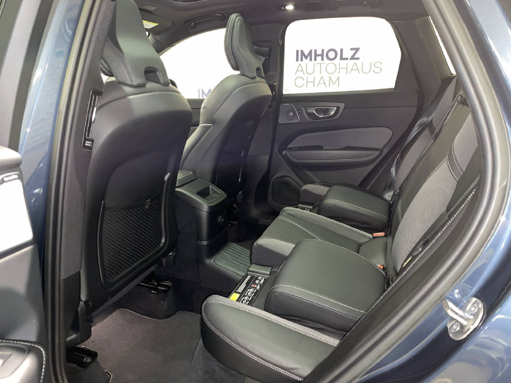 VOLVO XC60 2.0 T8 TE R-Design eAWD-image-17