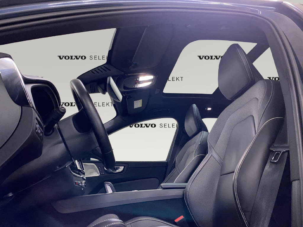 VOLVO XC60 2.0 T8 TE R-Design eAWD-image-6