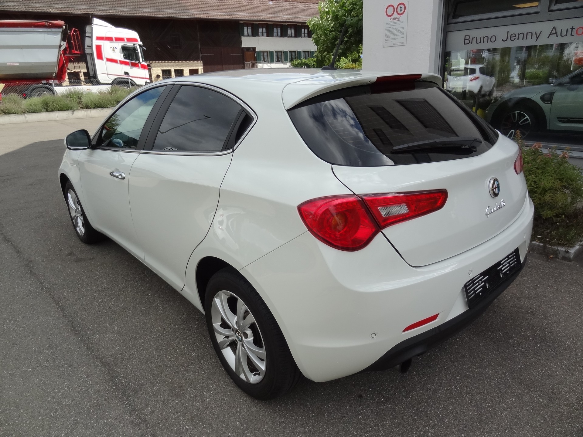 ALFA ROMEO Giulietta 1.4 MultiAir Distinctive TCT-image-3