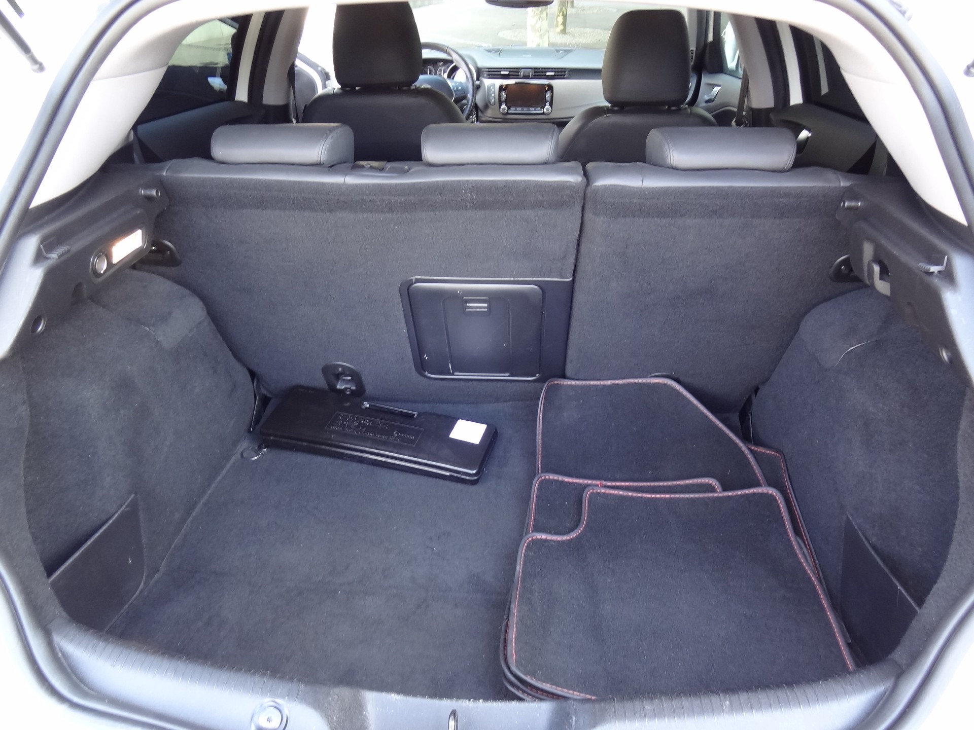 ALFA ROMEO Giulietta 1.4 MultiAir Distinctive TCT-image-15