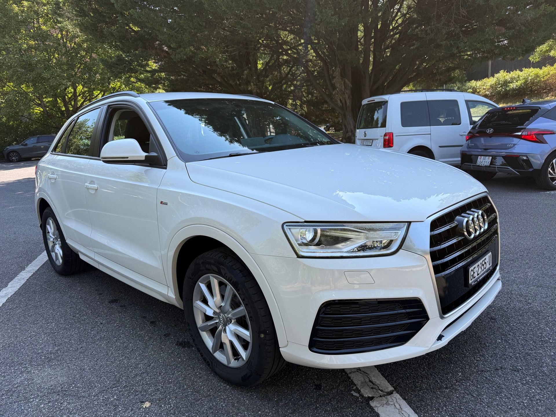 AUDI Q3 1.4 TFSI ultra design-image-2